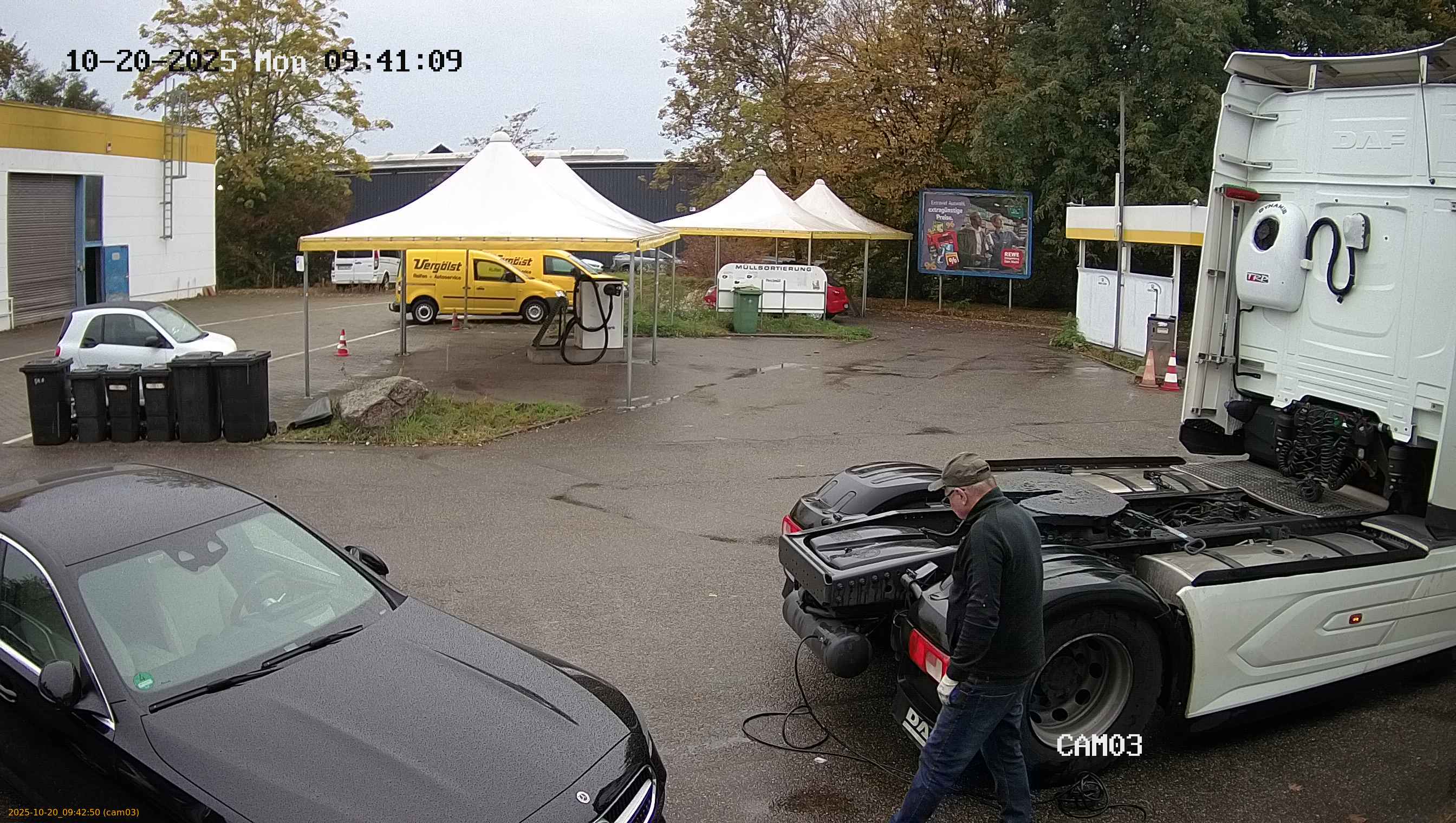 20251020094250