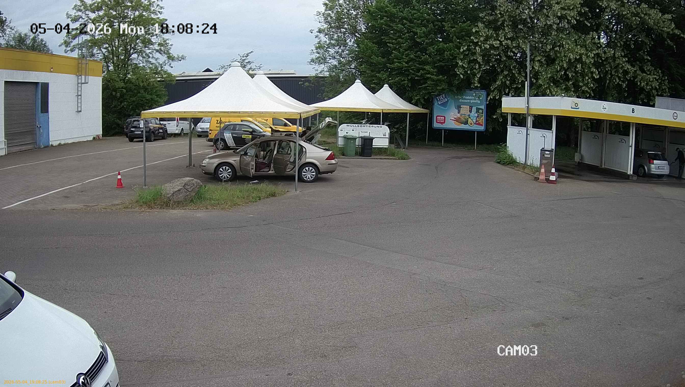 20260504190825