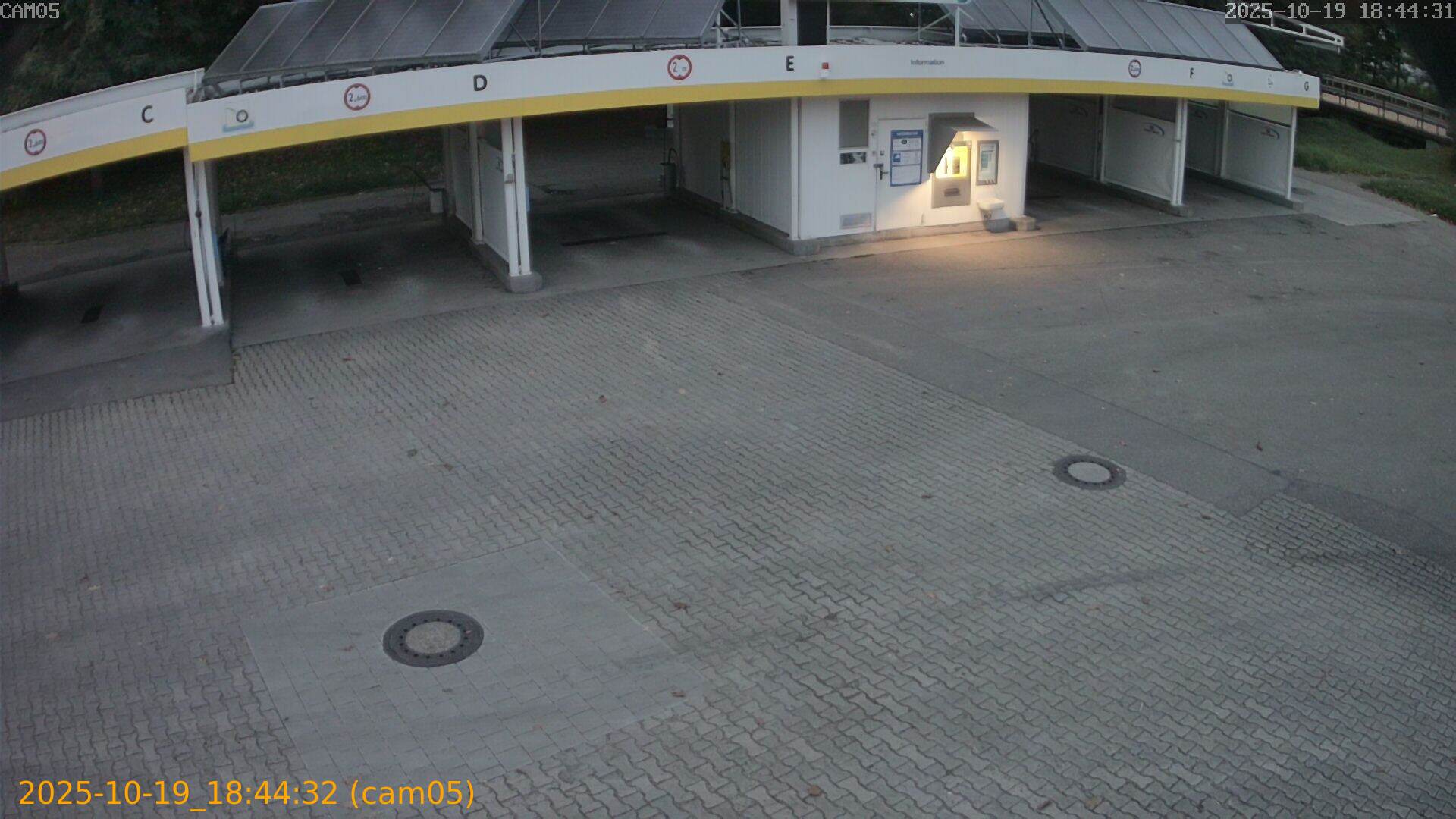 20251019184432