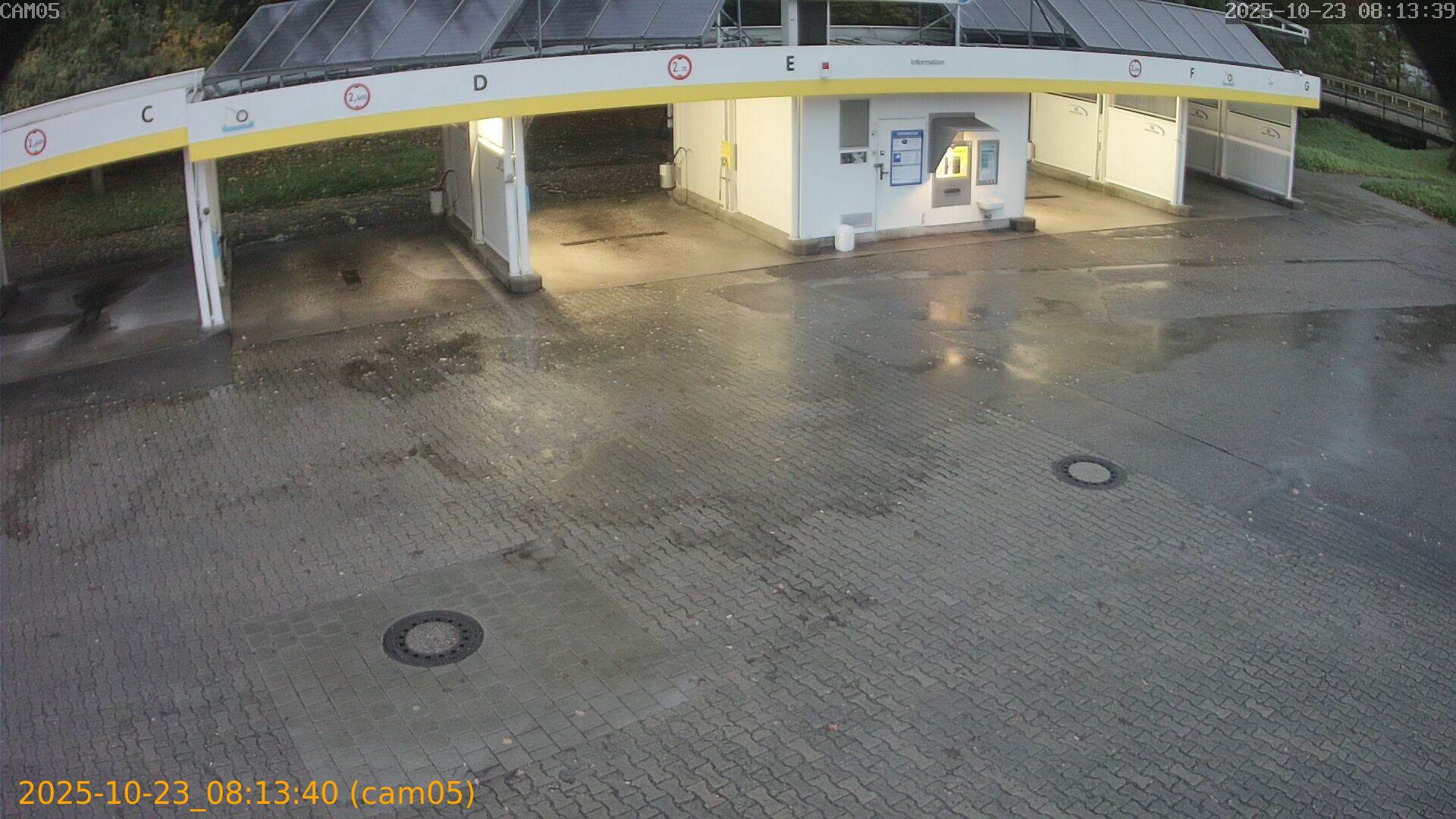 20251023081340