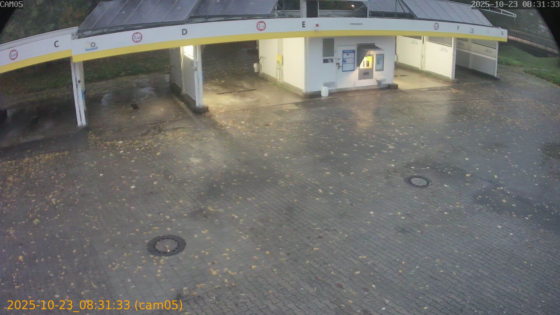 20251023083133