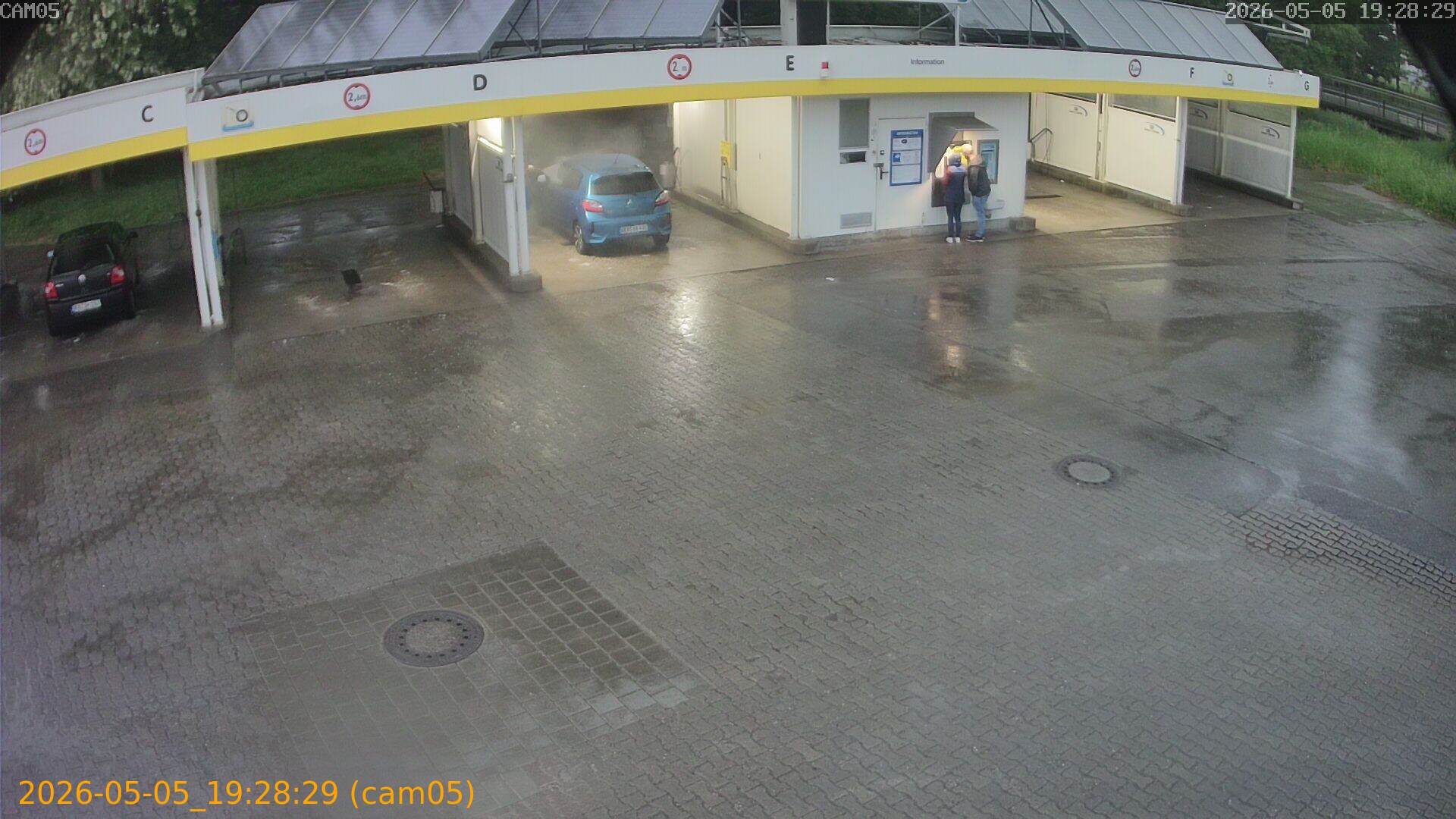 20260505192829