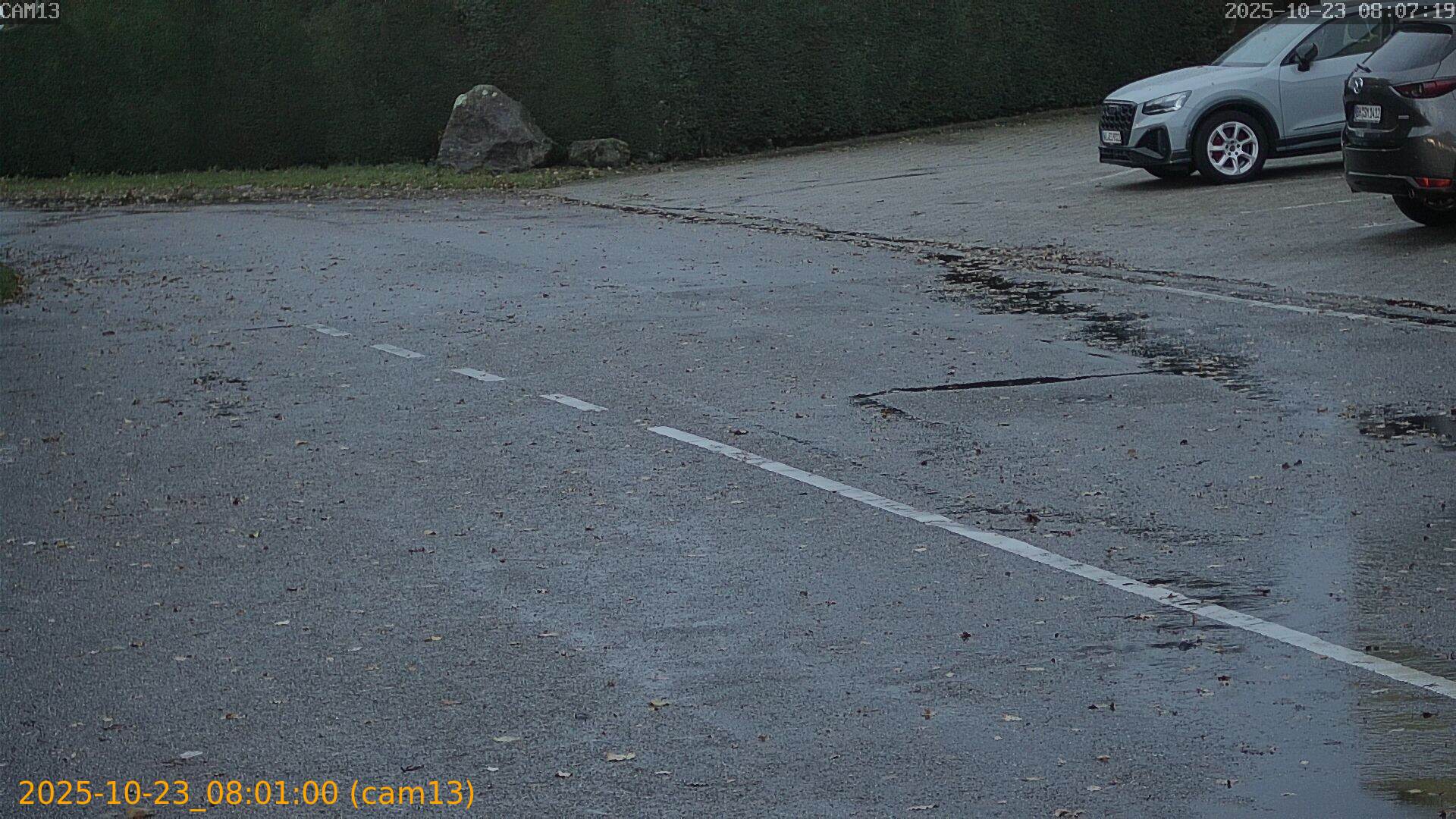 20251023080100