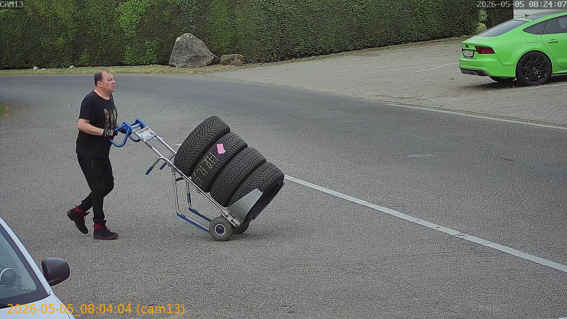 20260505080404
