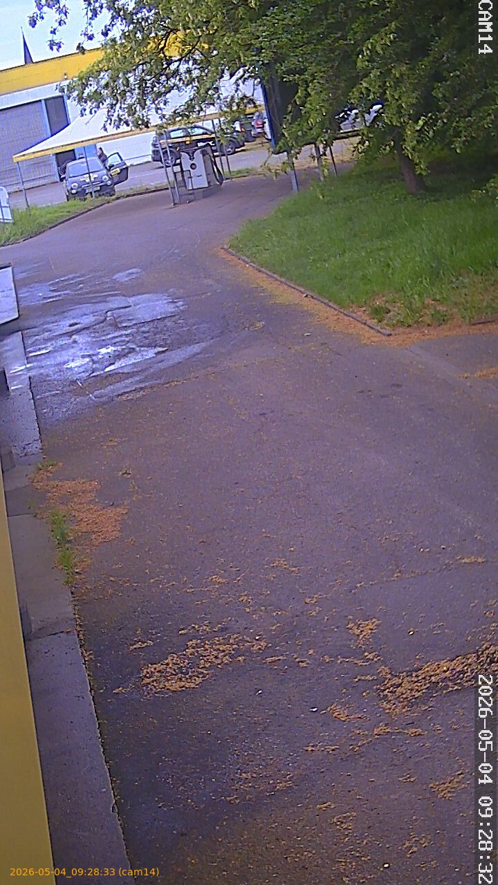 20260504092833