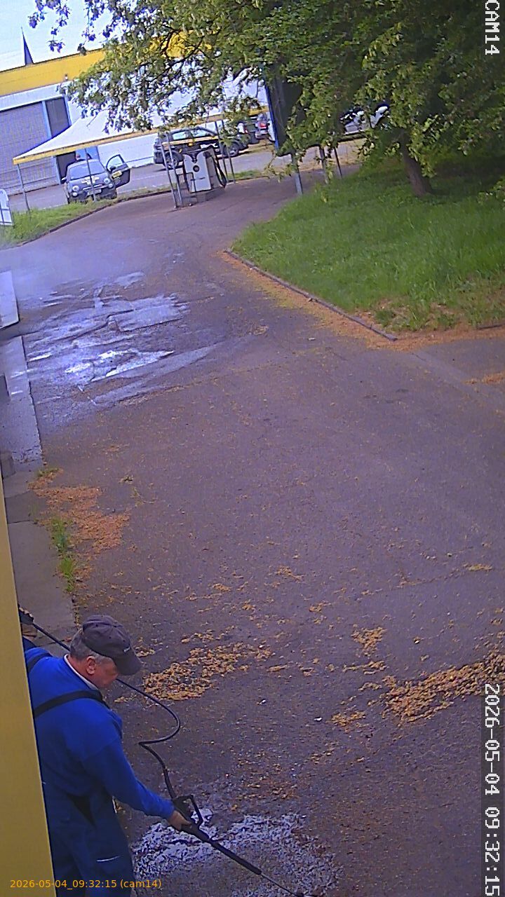 20260504093215