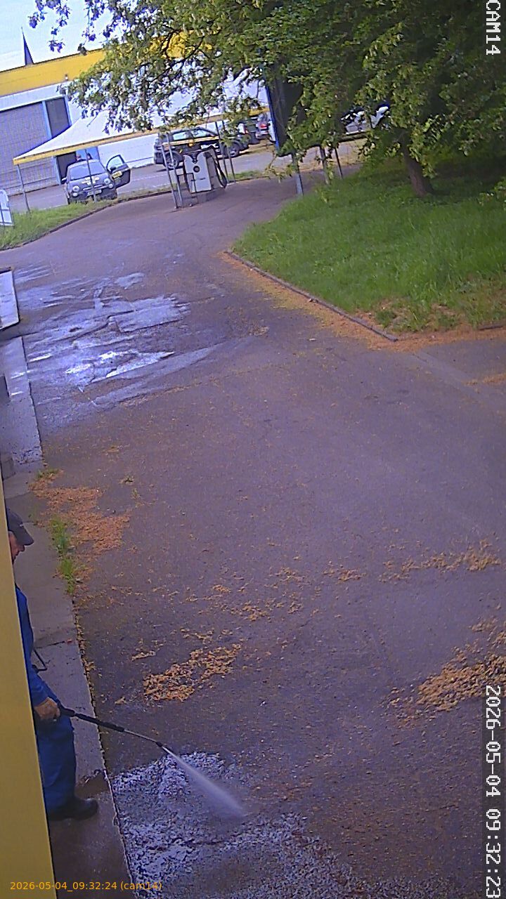 20260504093224