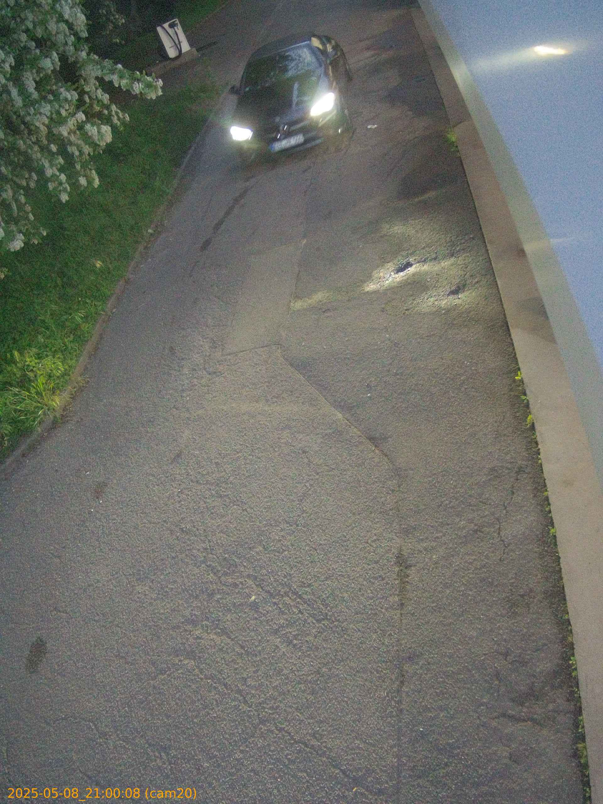 20250508210008