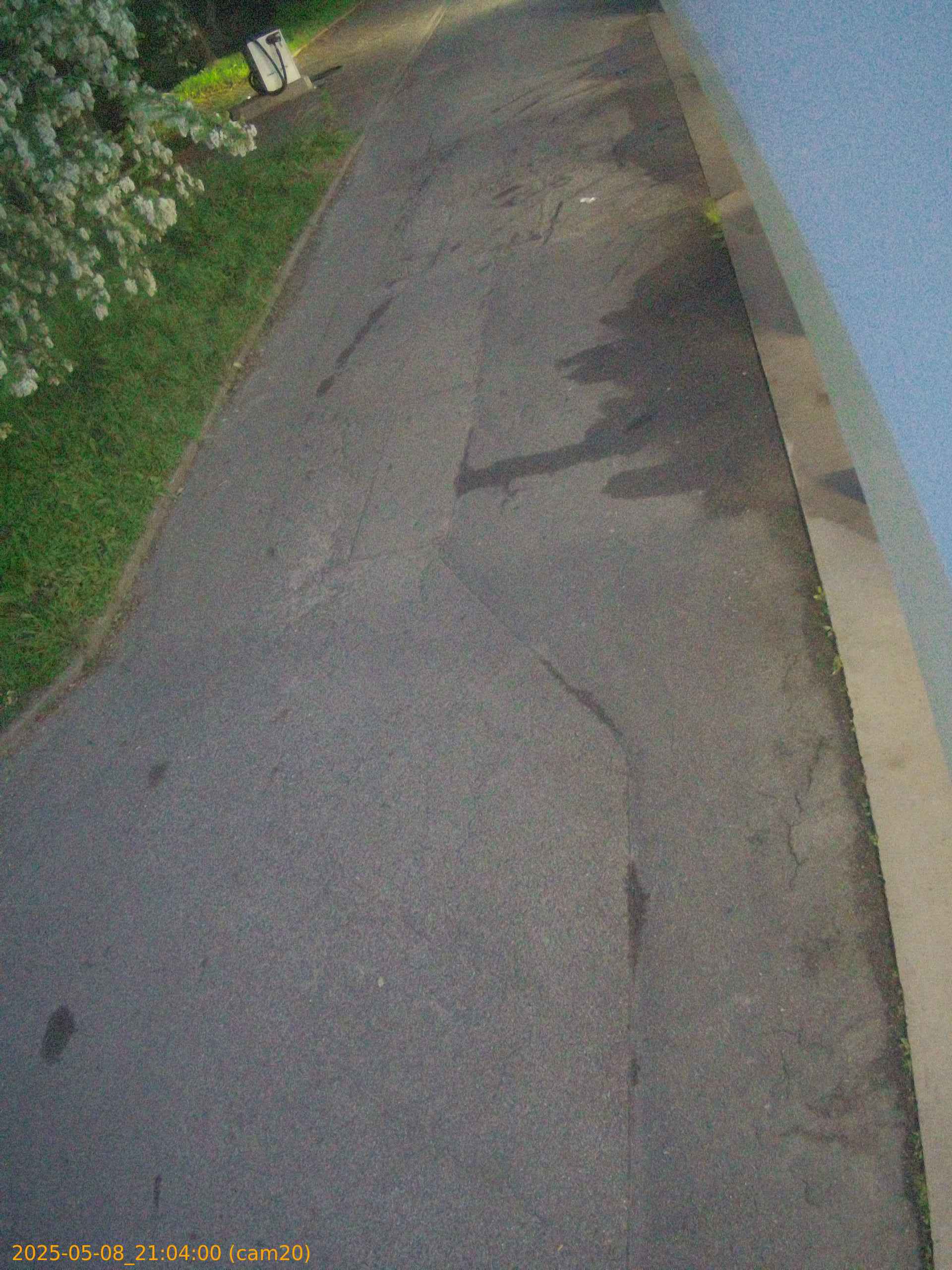thumbnail_20250508210400