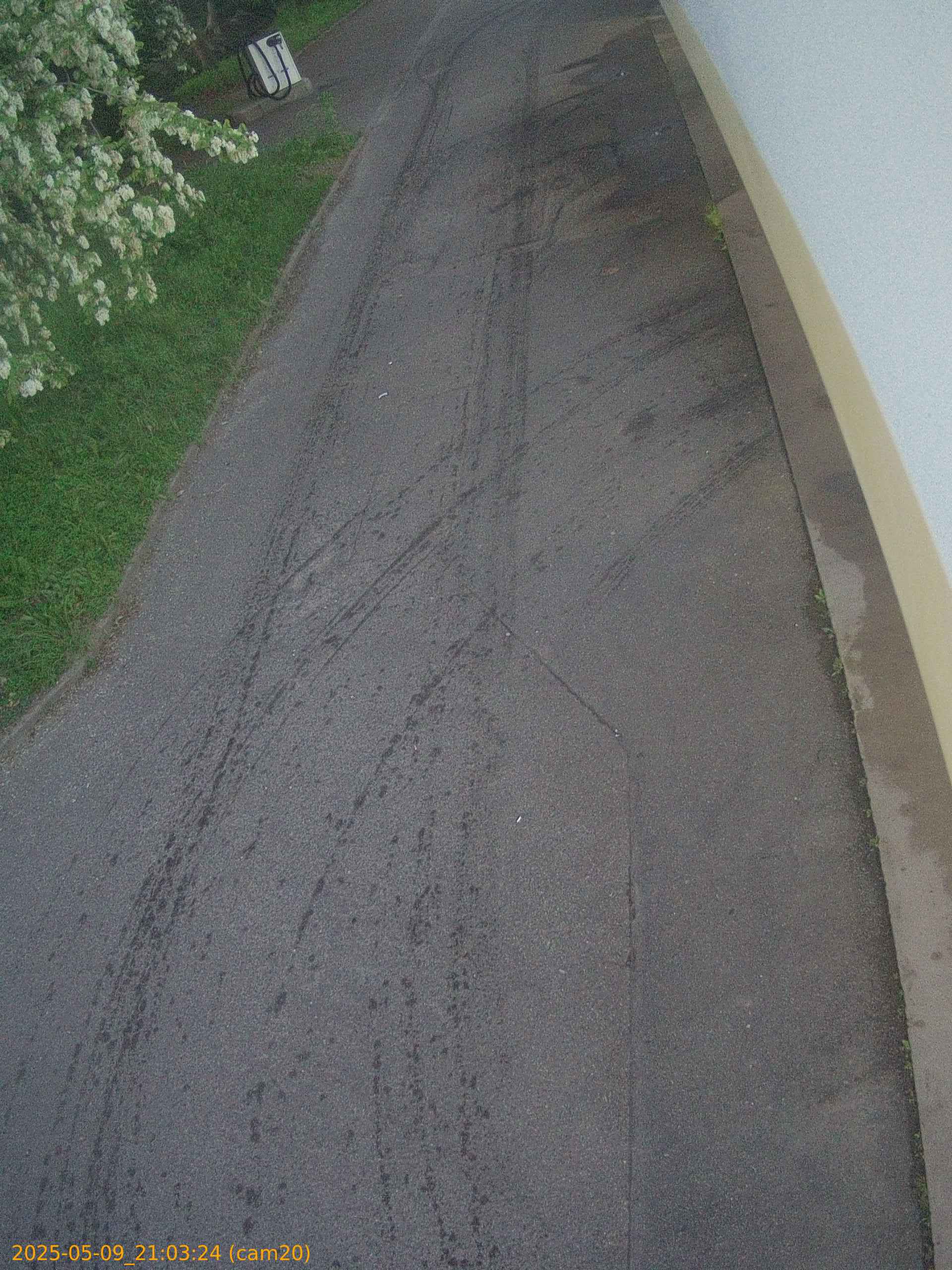 20250509210324