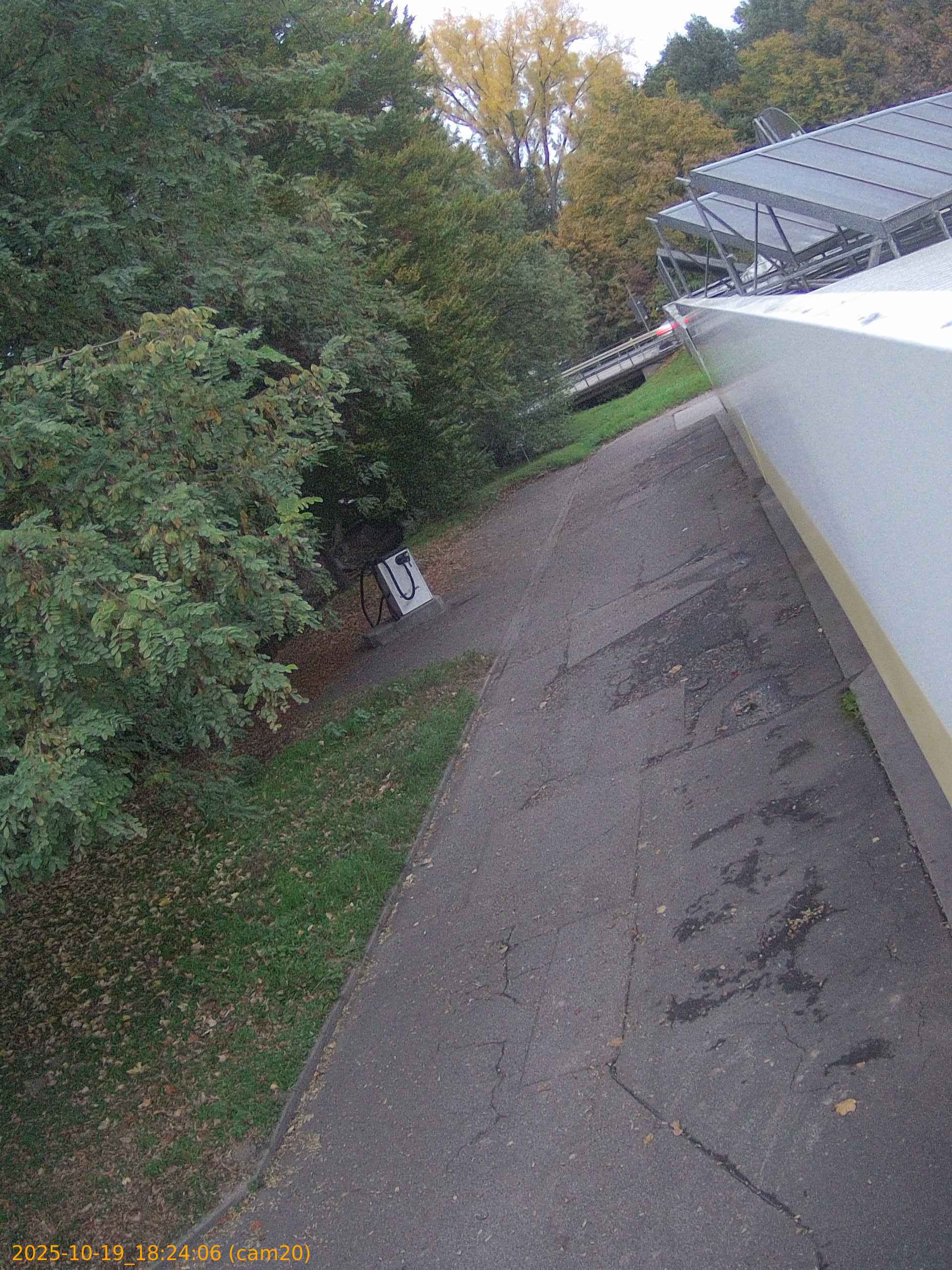 thumbnail_20251019182406