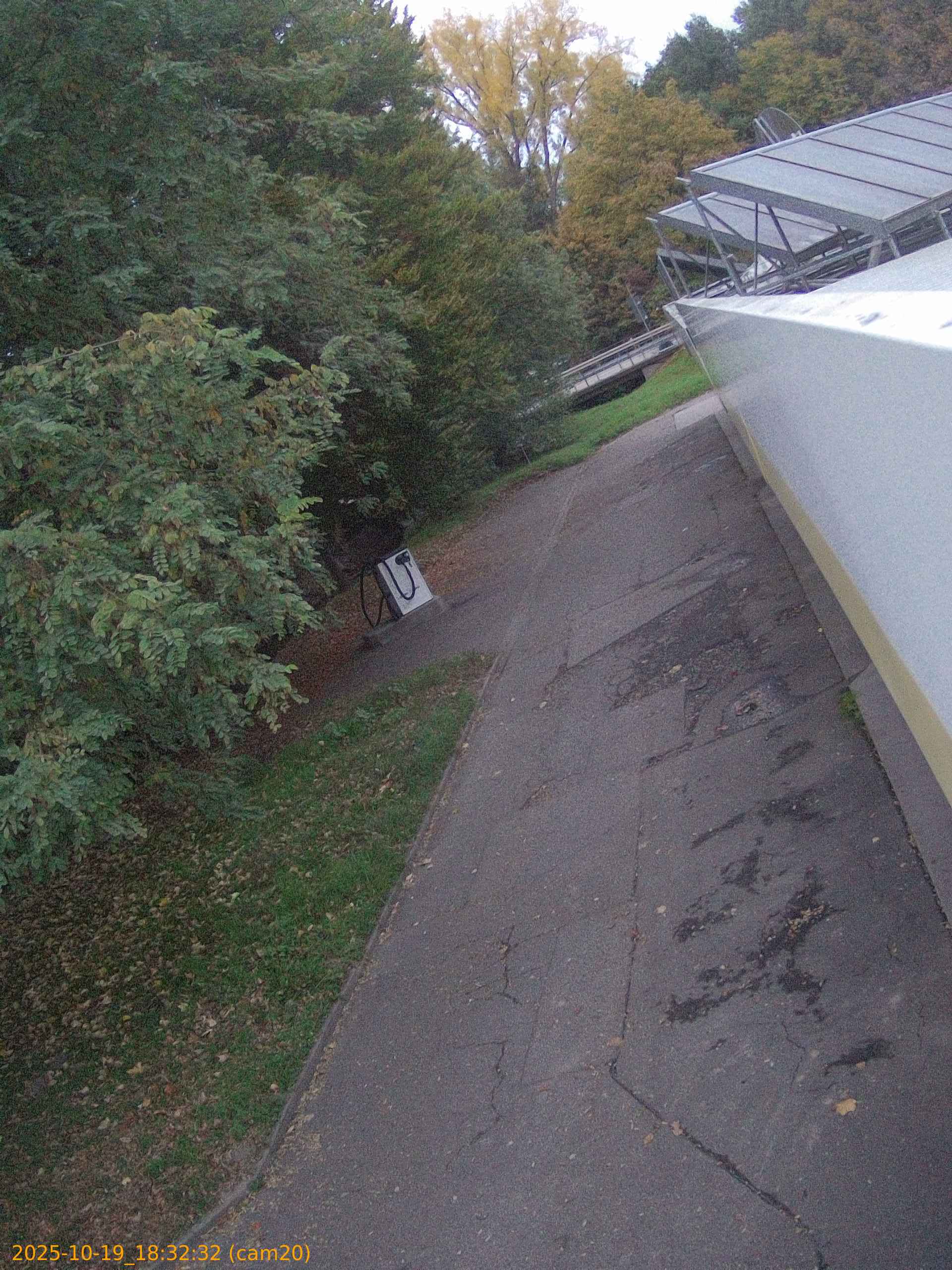 thumbnail_20251019183232