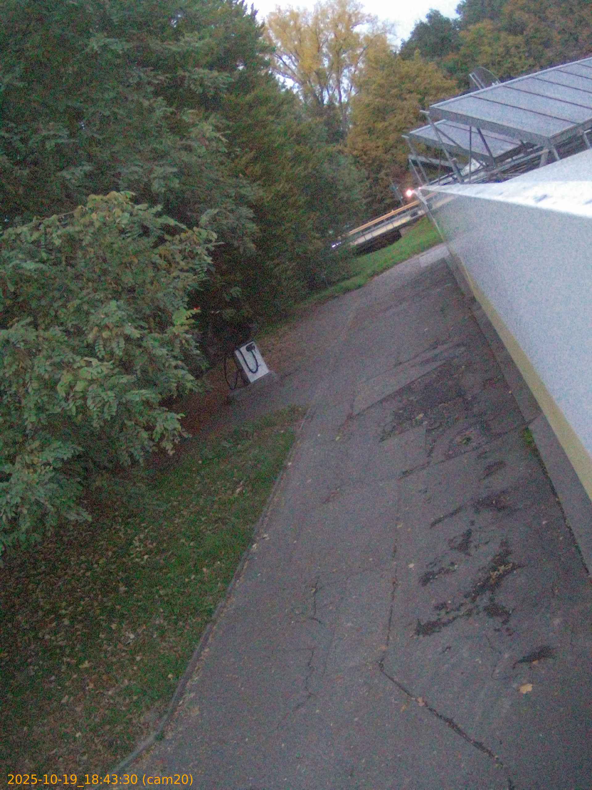 thumbnail_20251019184330