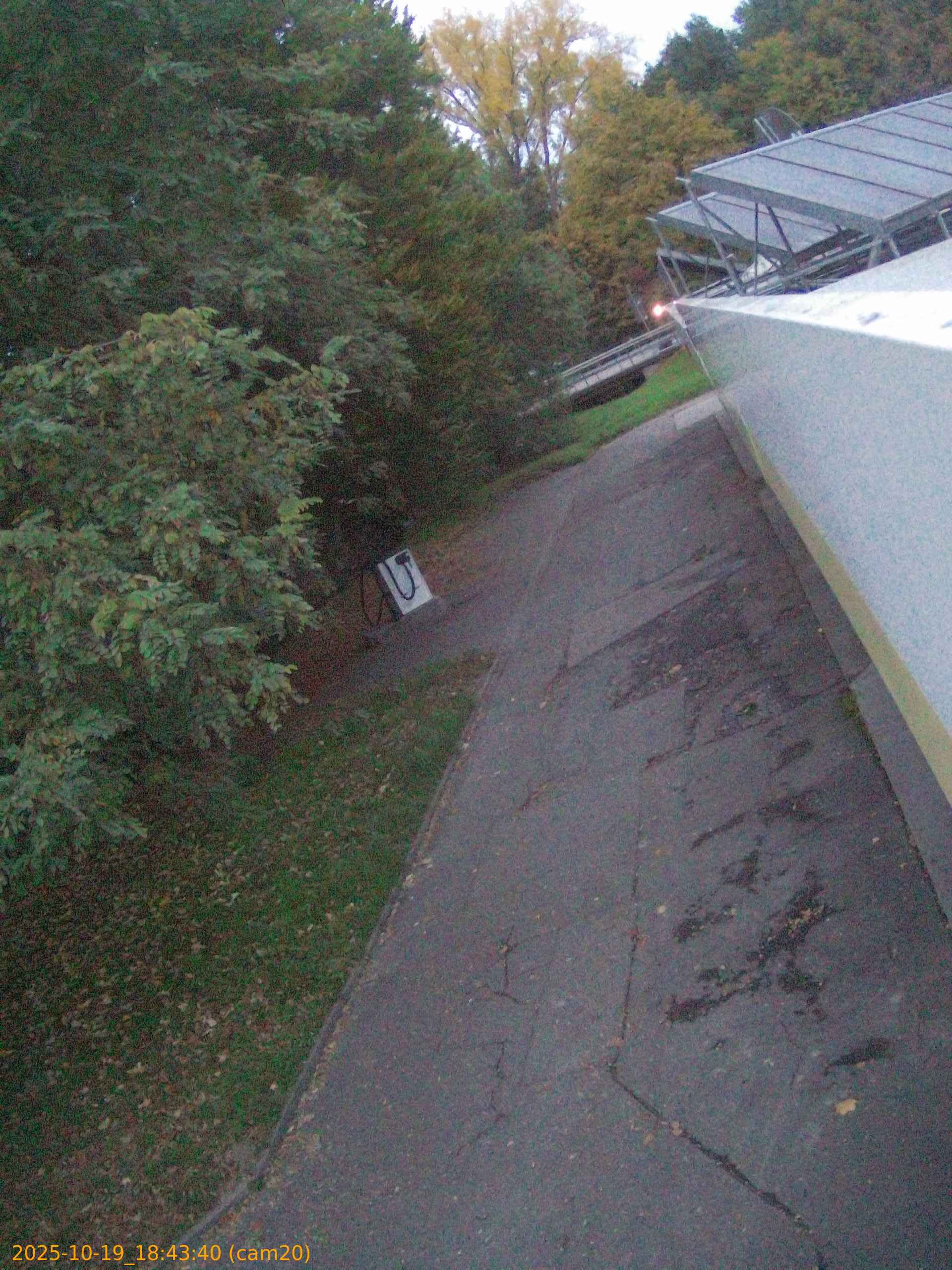 thumbnail_20251019184340