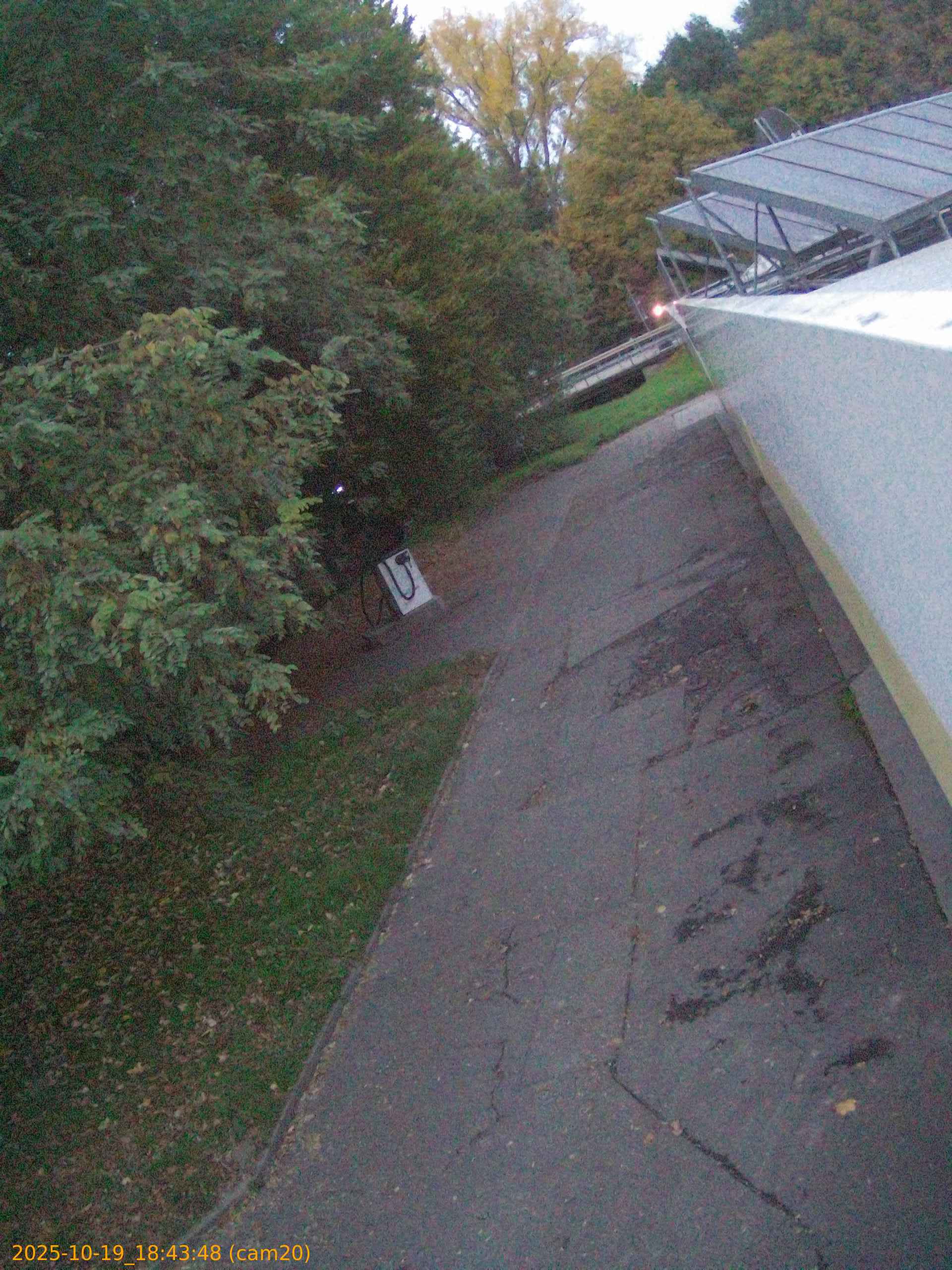 thumbnail_20251019184348