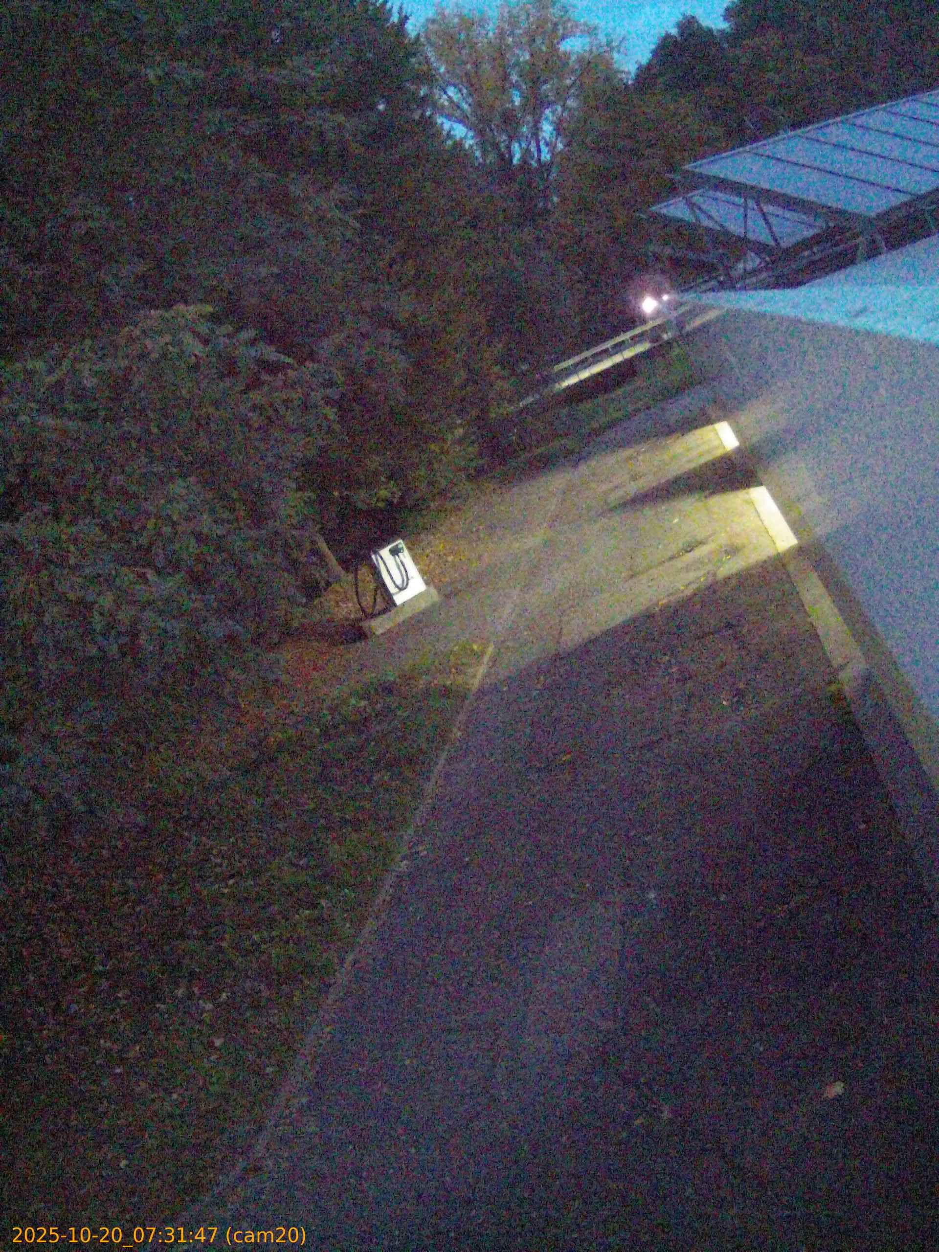 20251020073147