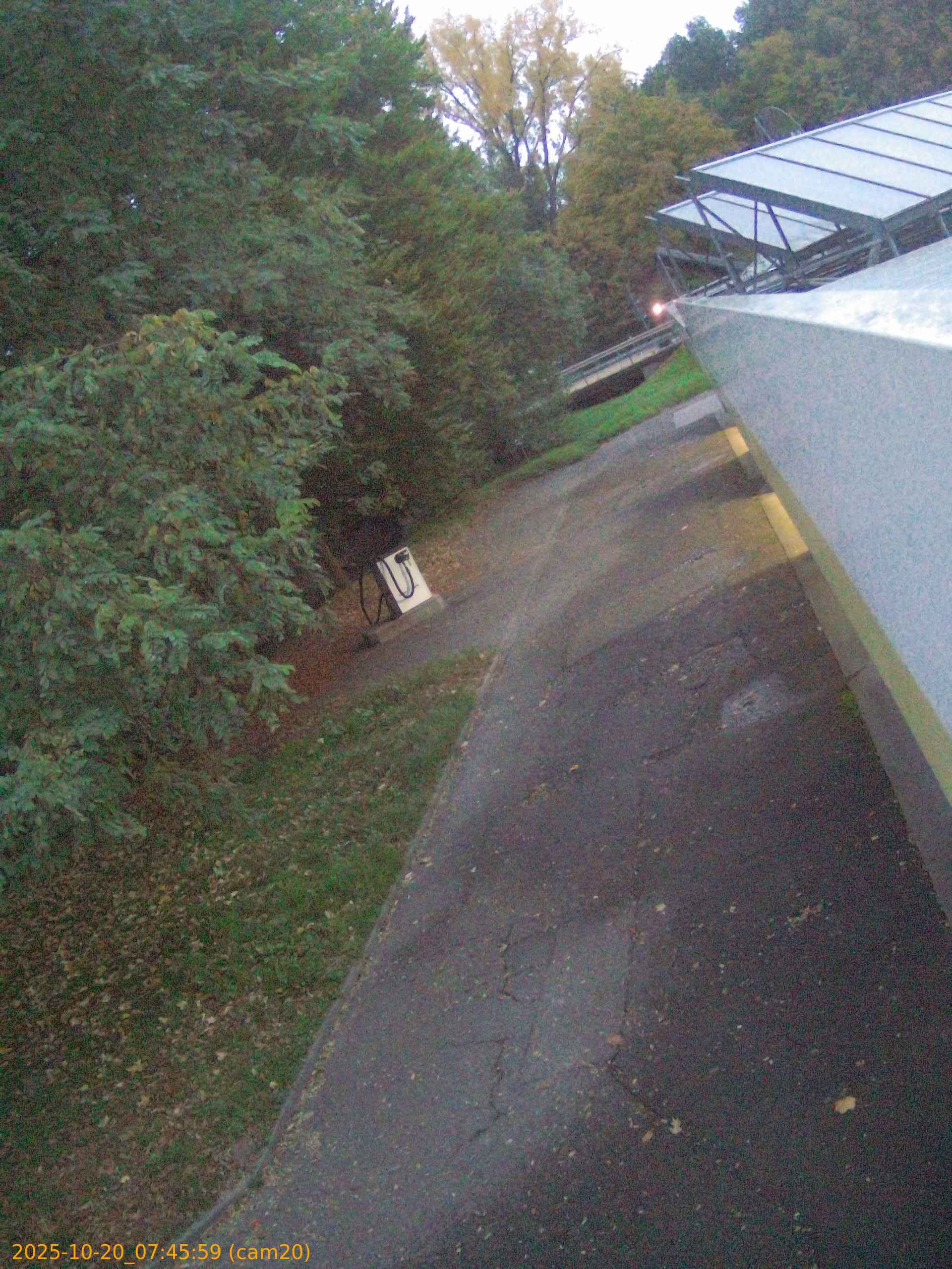thumbnail_202510200745