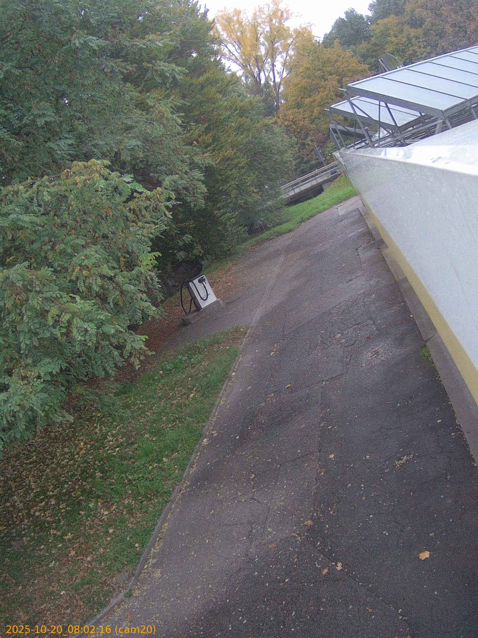 thumbnail_20251020080216