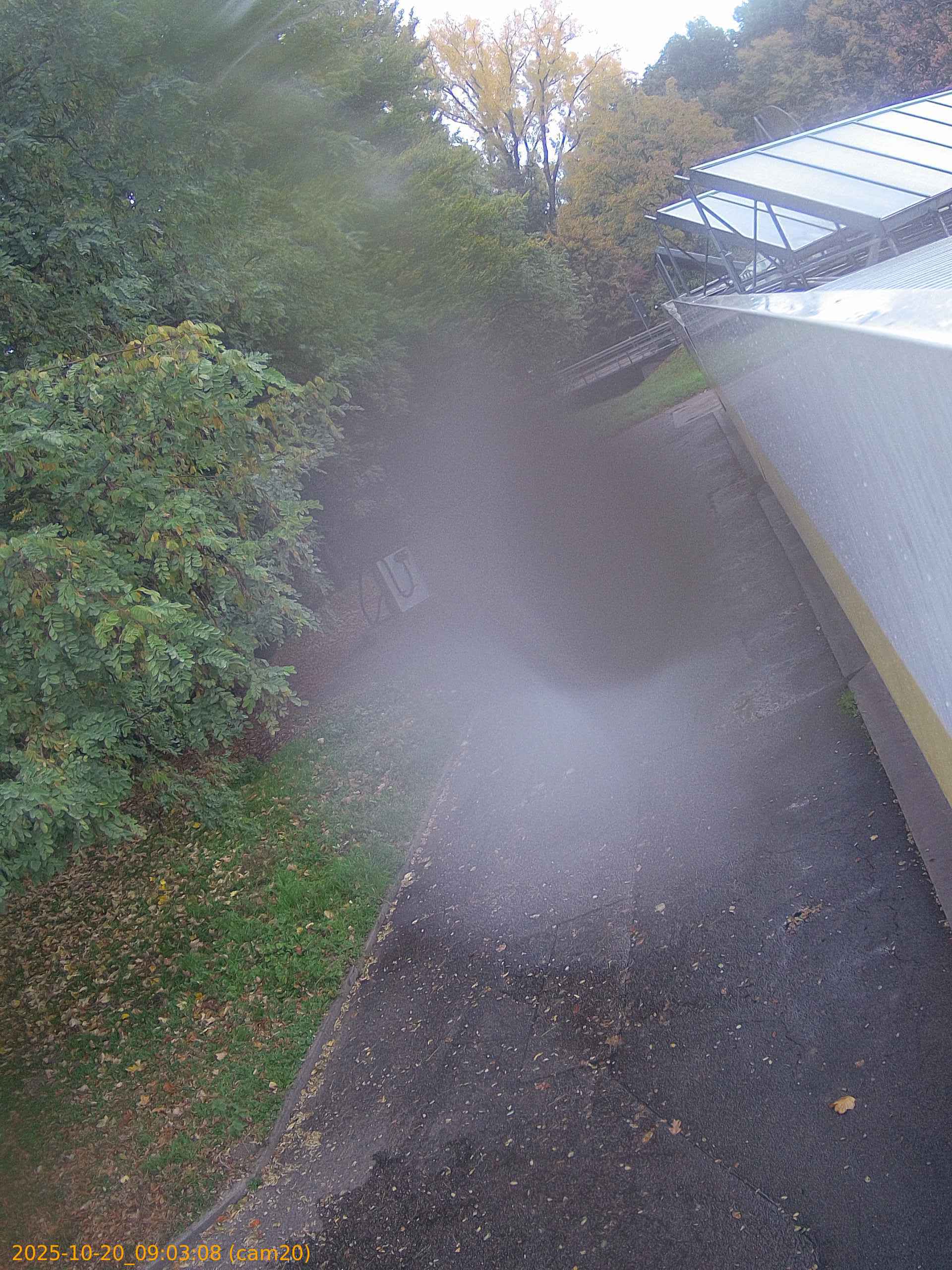 20251020090308