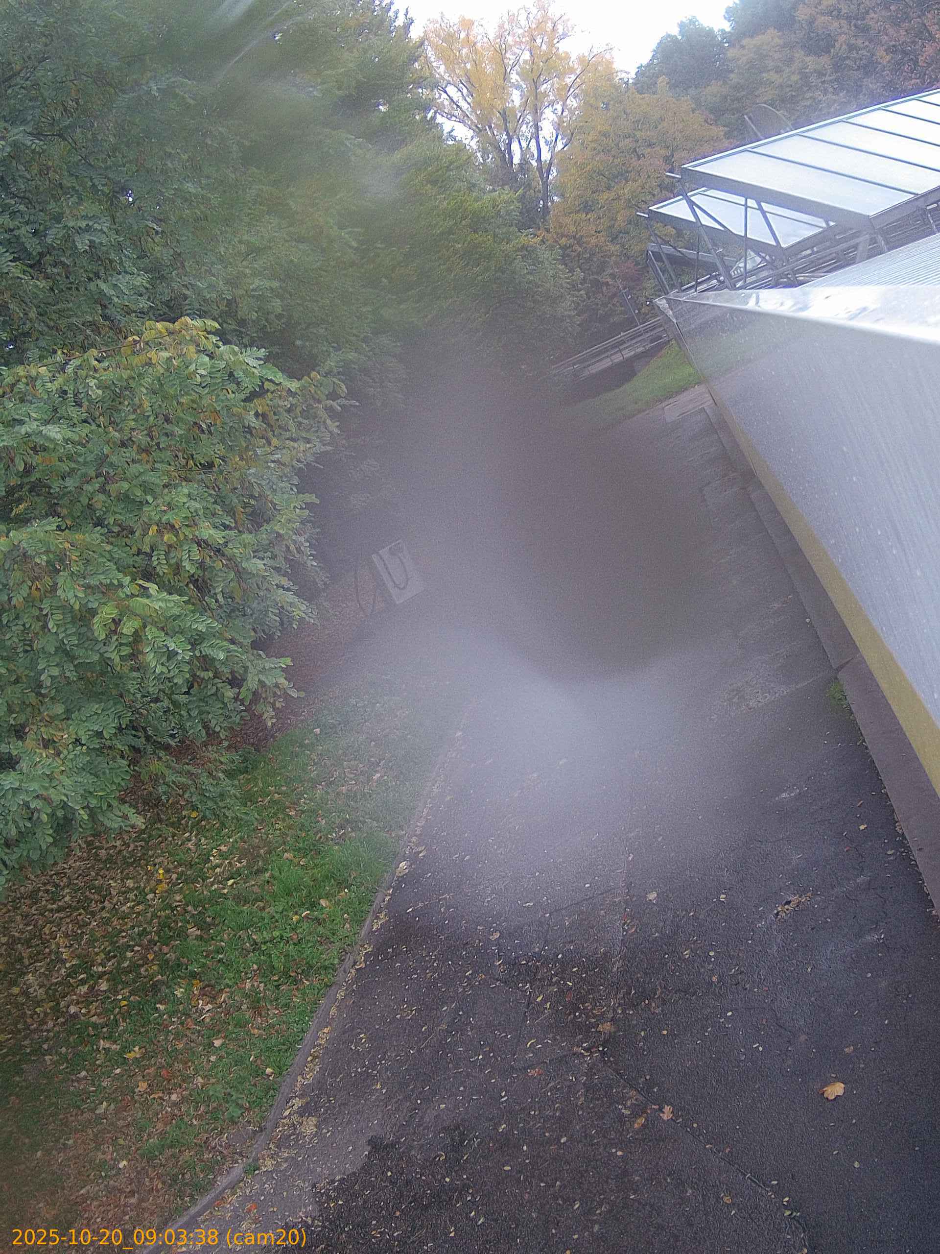 20251020090338