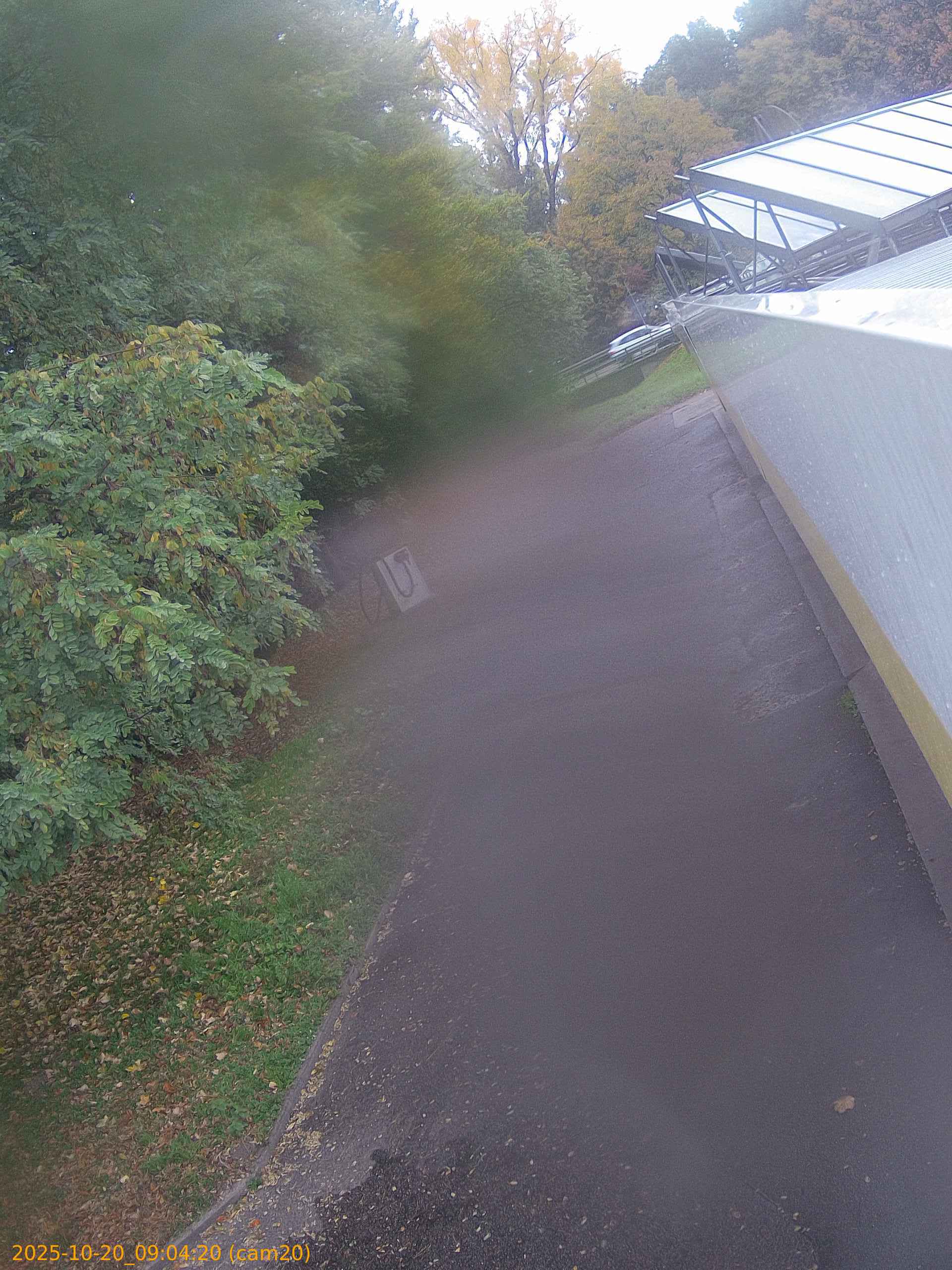 20251020090420