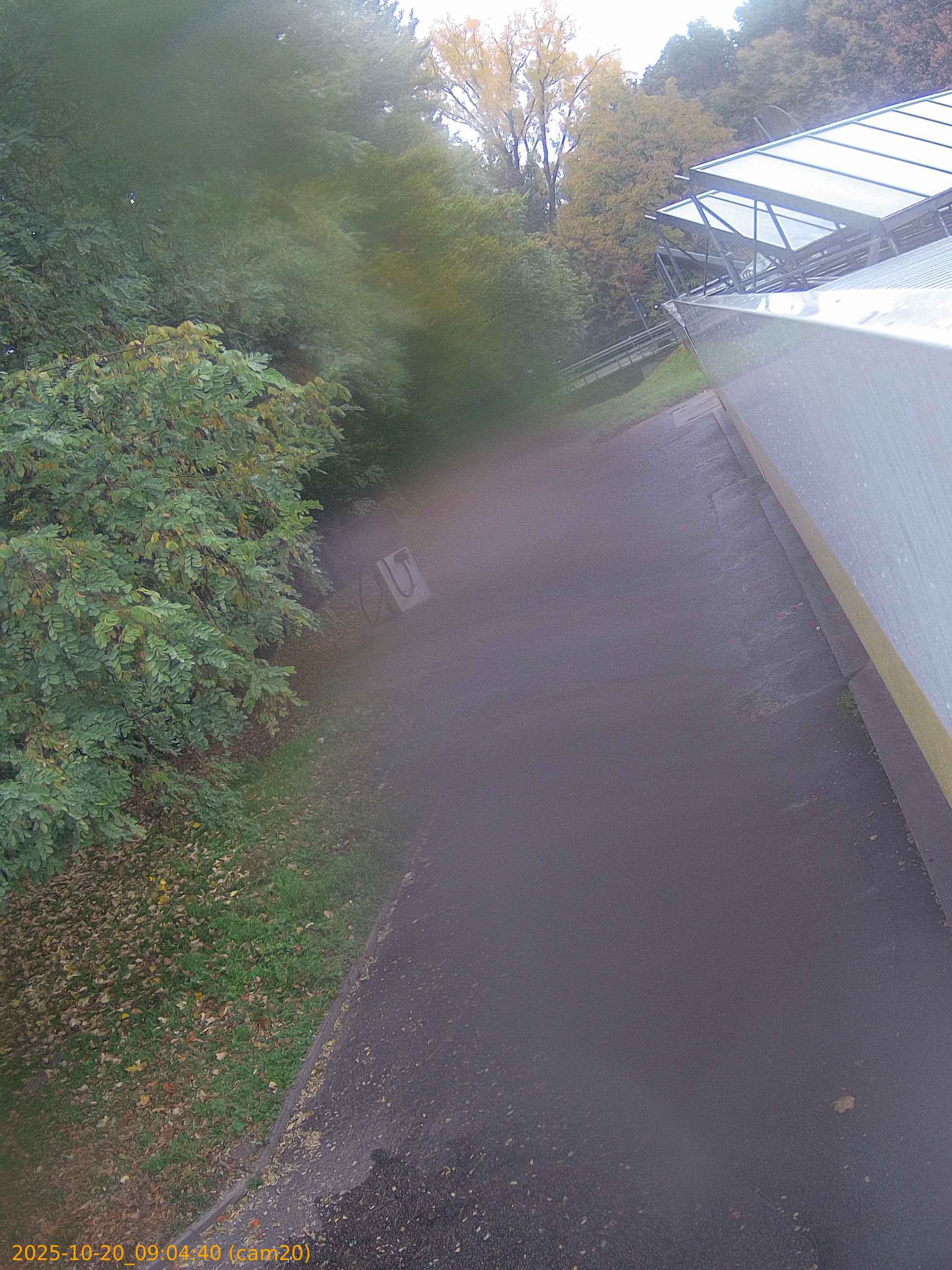 20251020090440