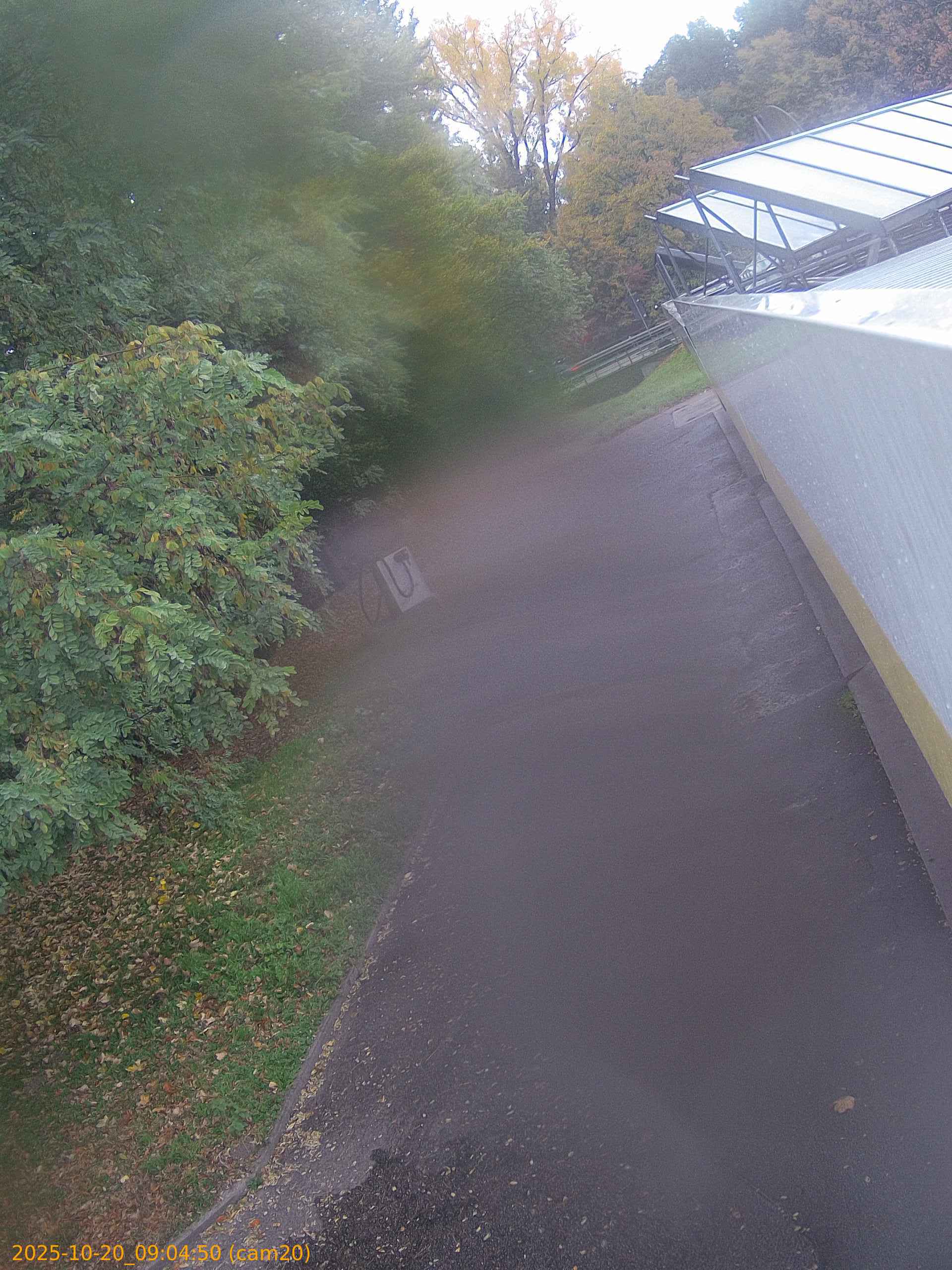 20251020090450