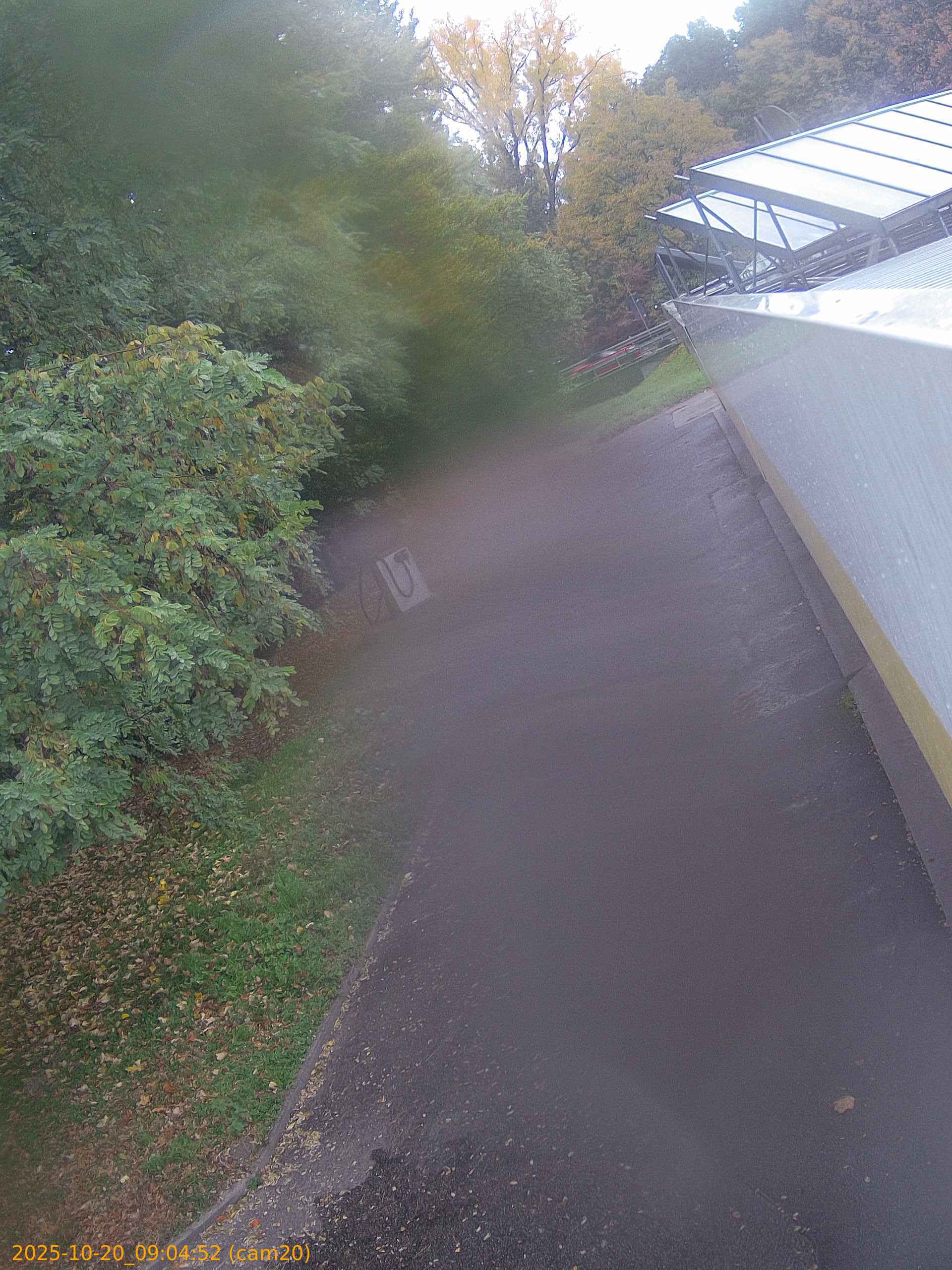 20251020090452