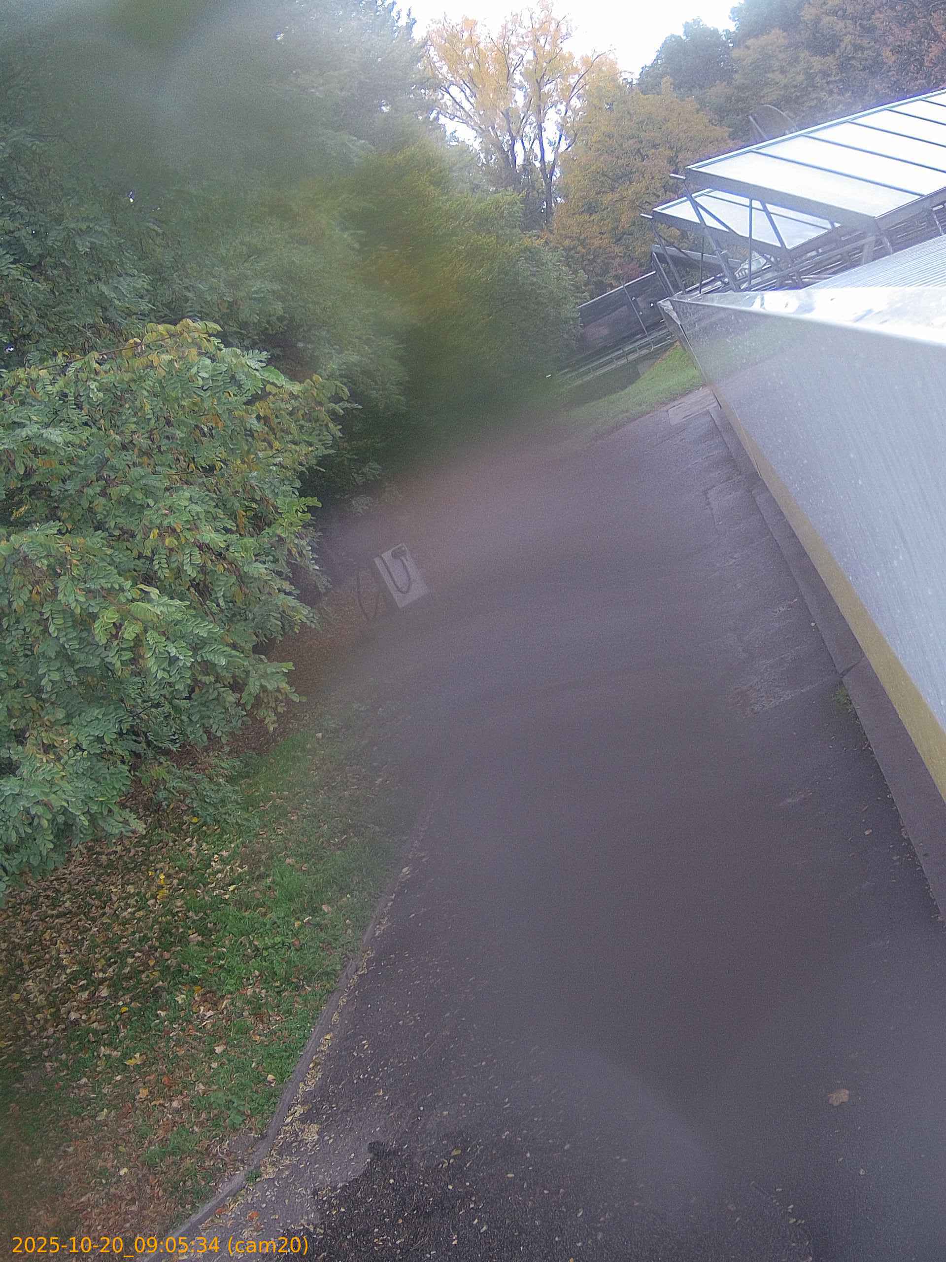 20251020090534