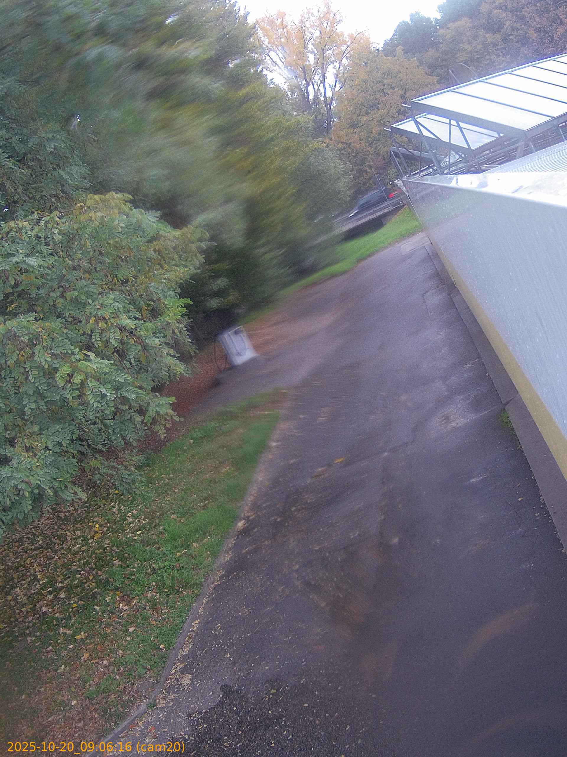 20251020090616