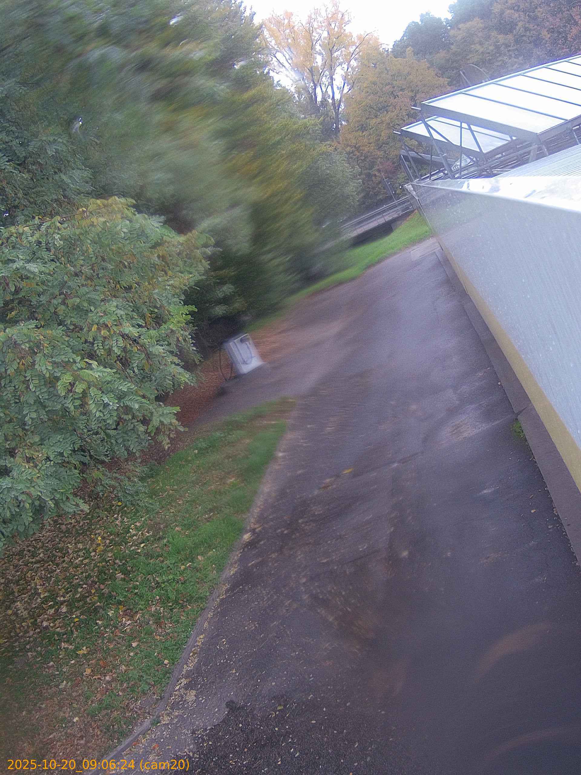 20251020090624