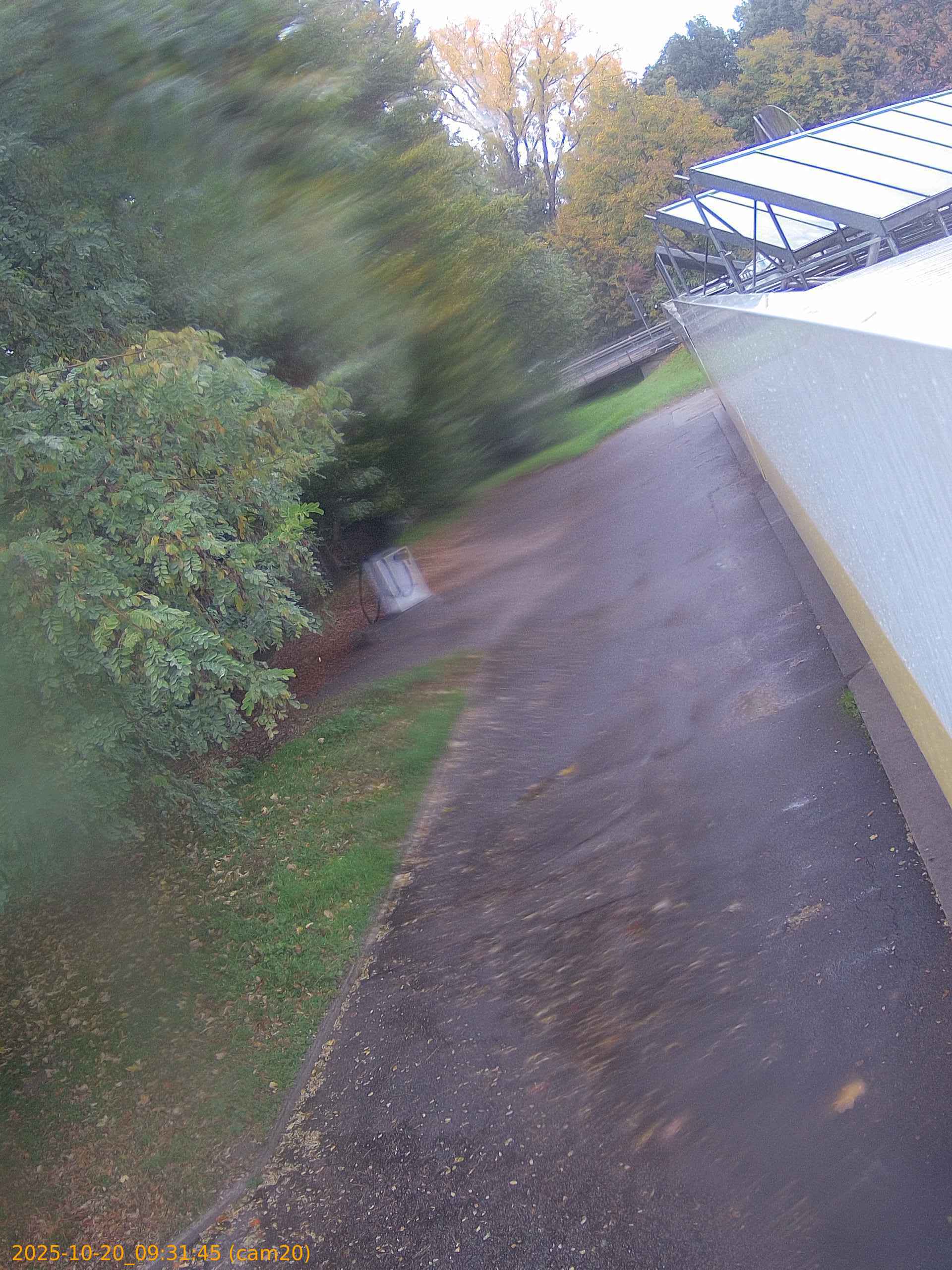 thumbnail_20251020093145