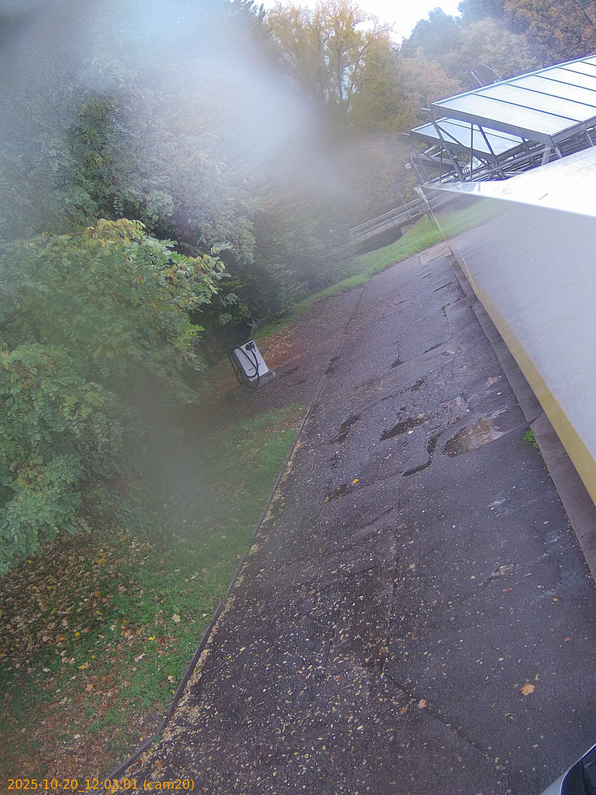 thumbnail_20251020120301