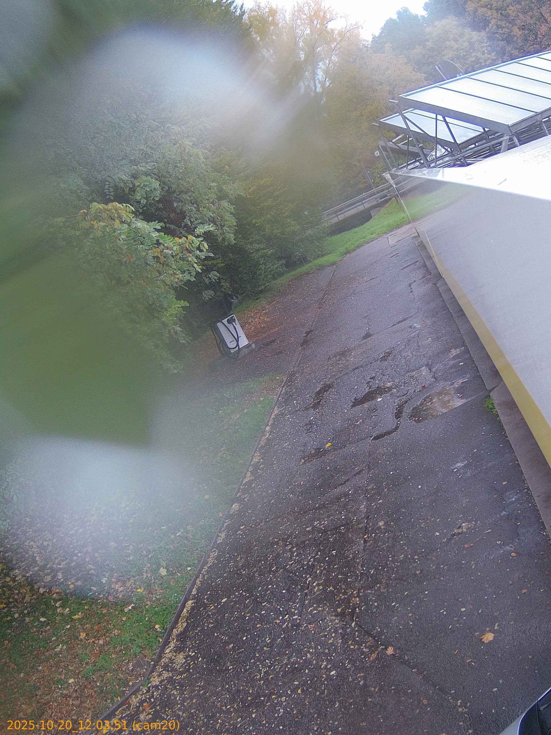 thumbnail_20251020120351