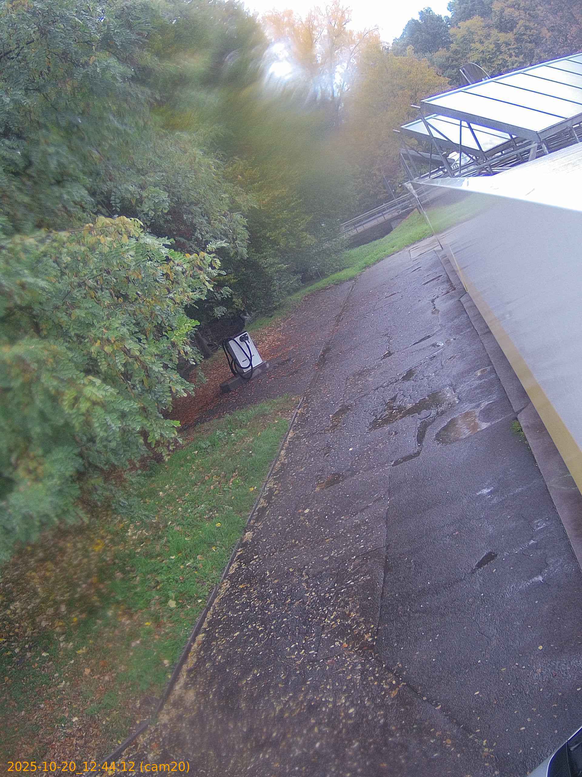 20251020124412