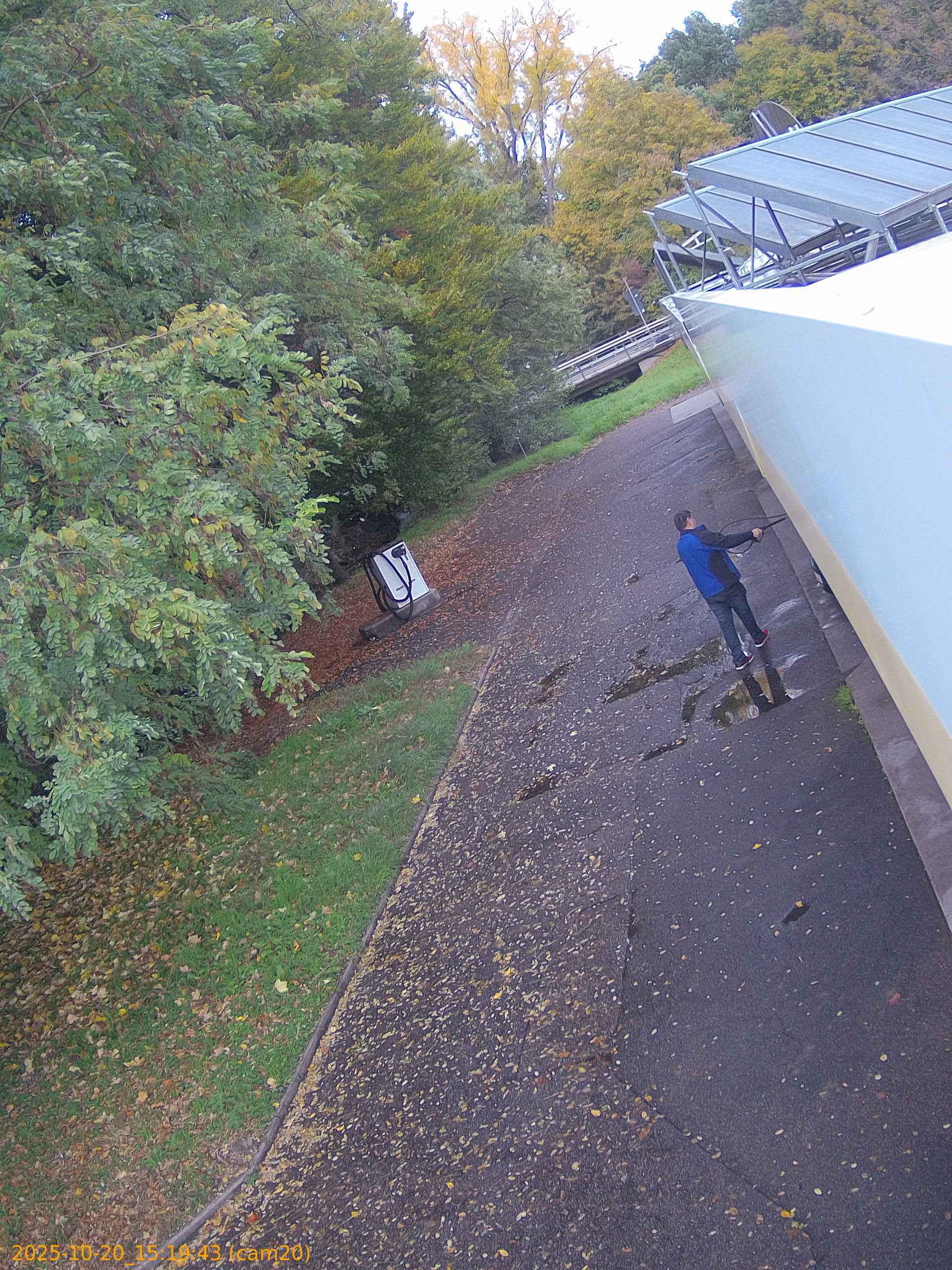 thumbnail_20251020151943