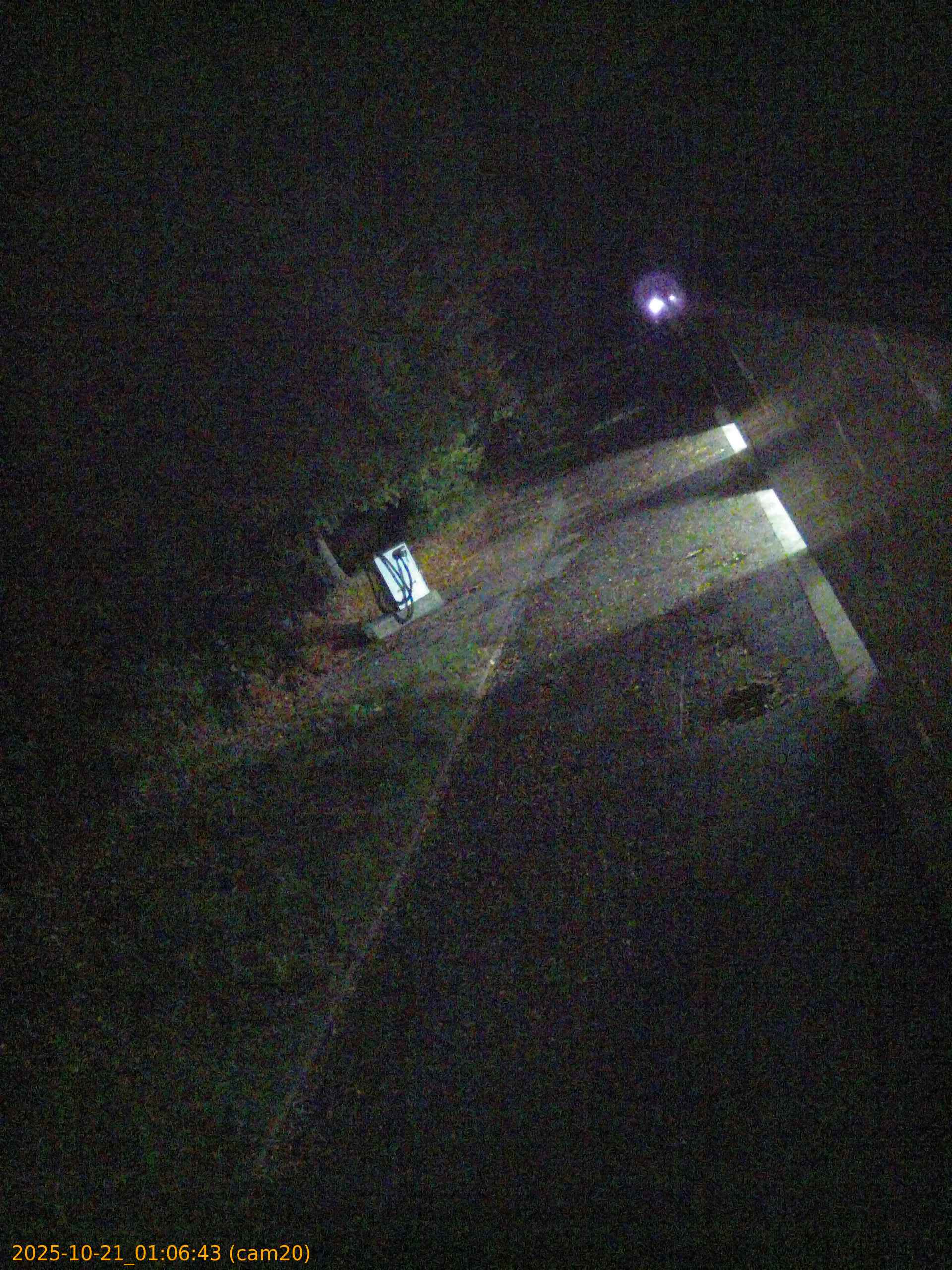 20251021010643