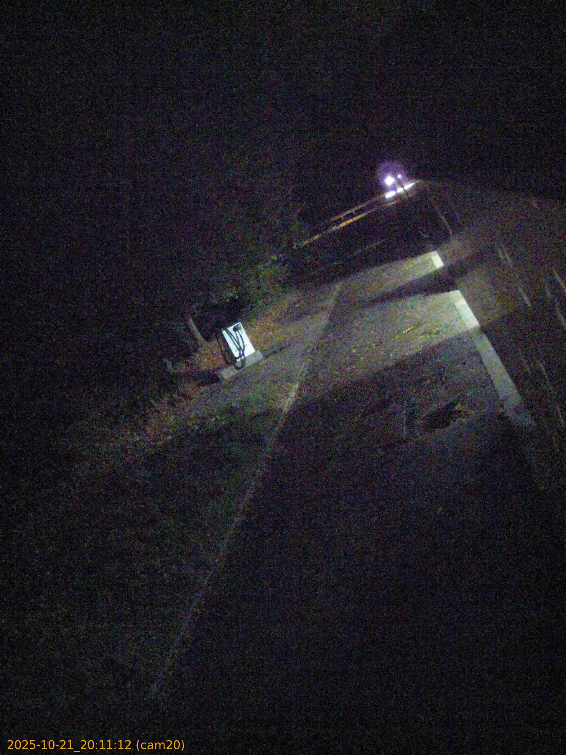 20251021201112