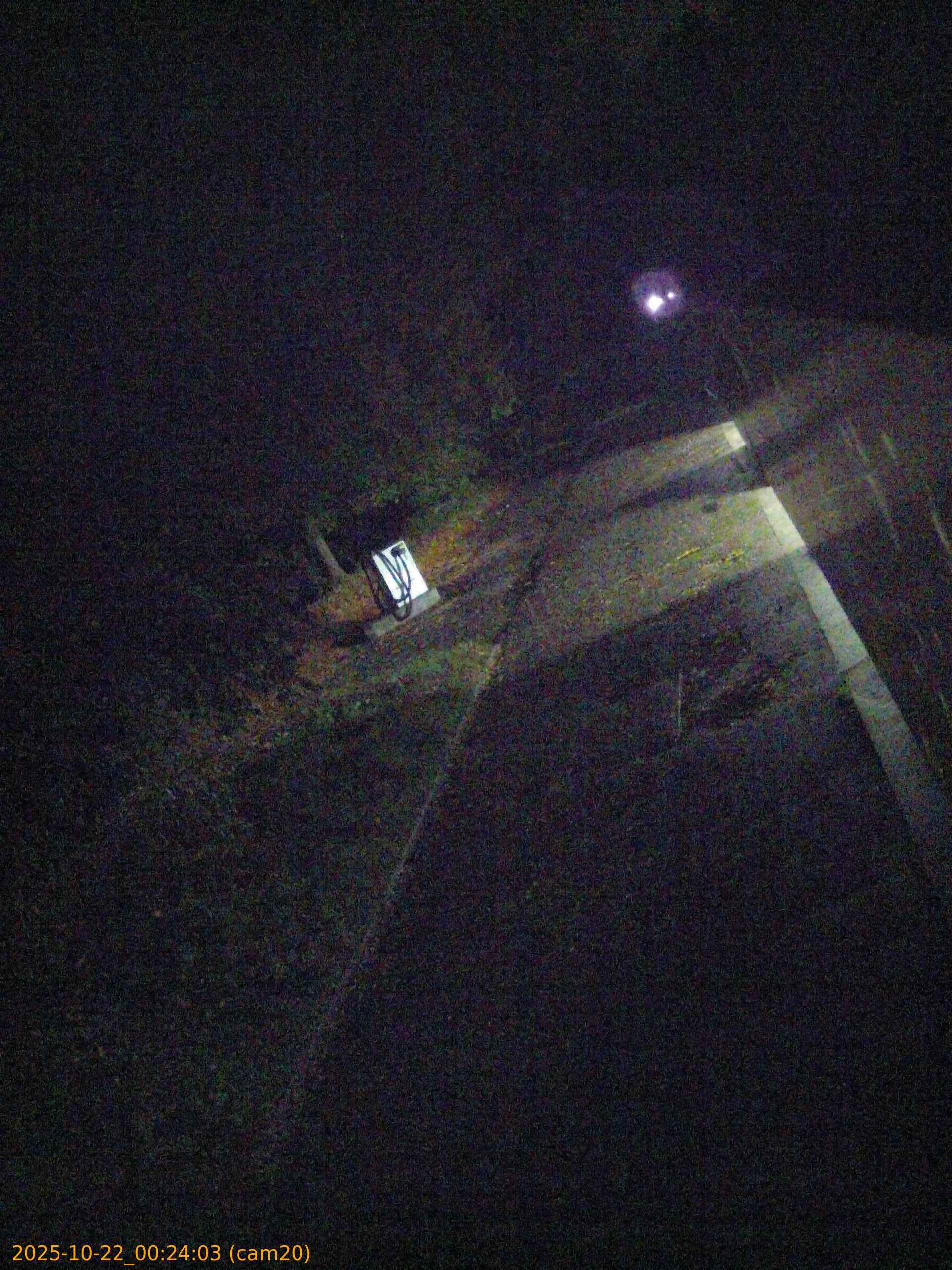 20251022002403