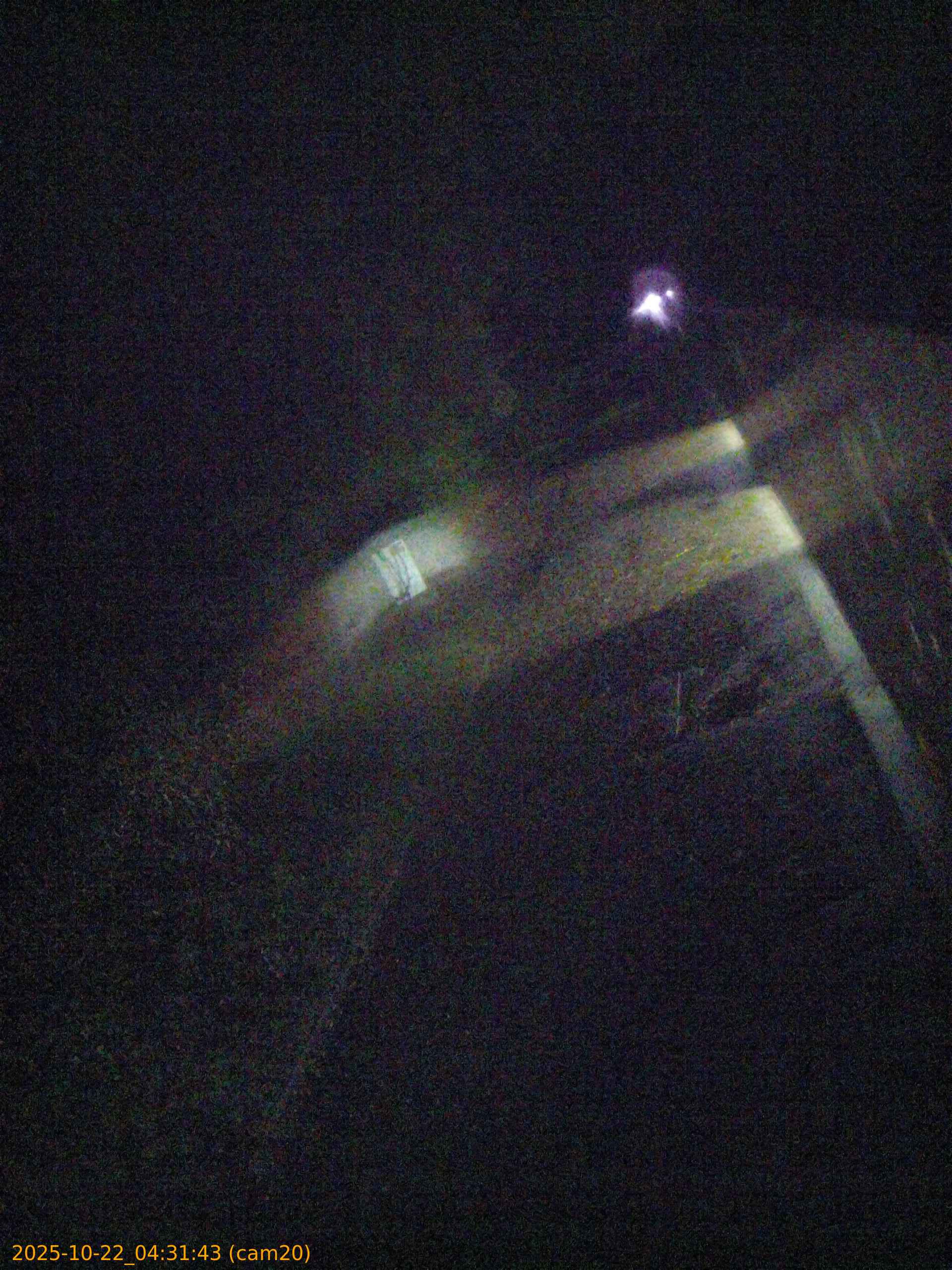 20251022043143