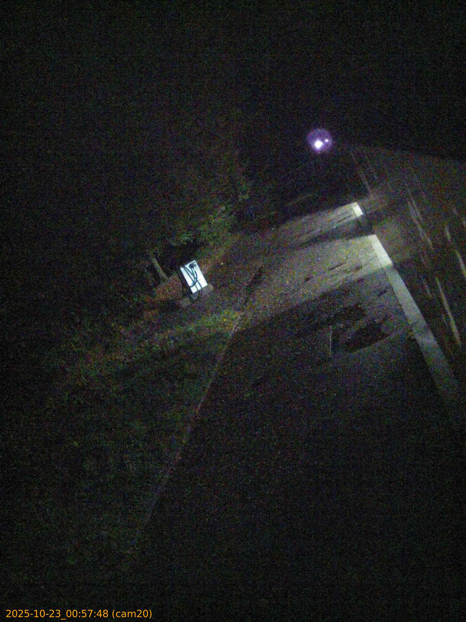 20251023005748