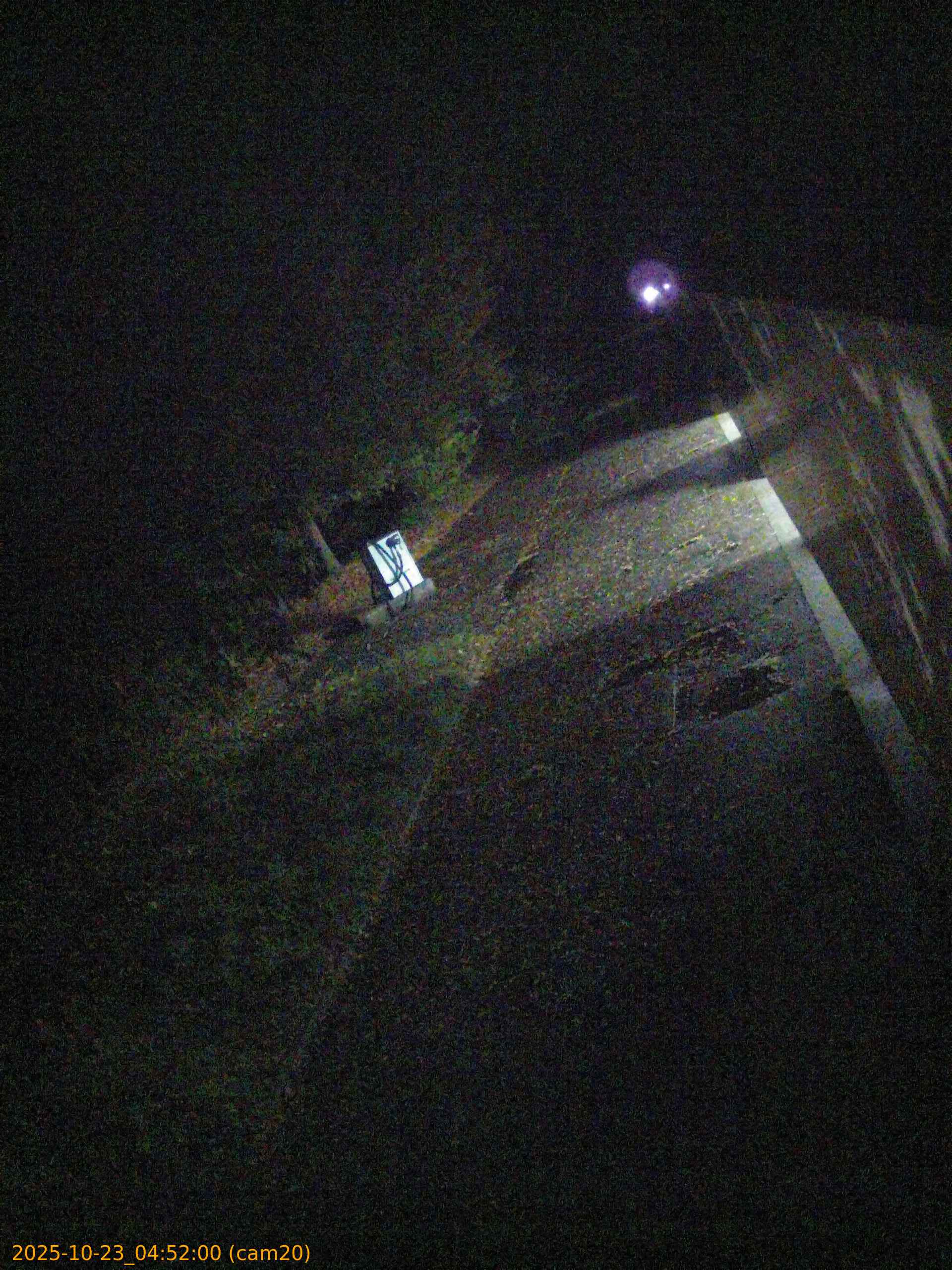 20251023045200
