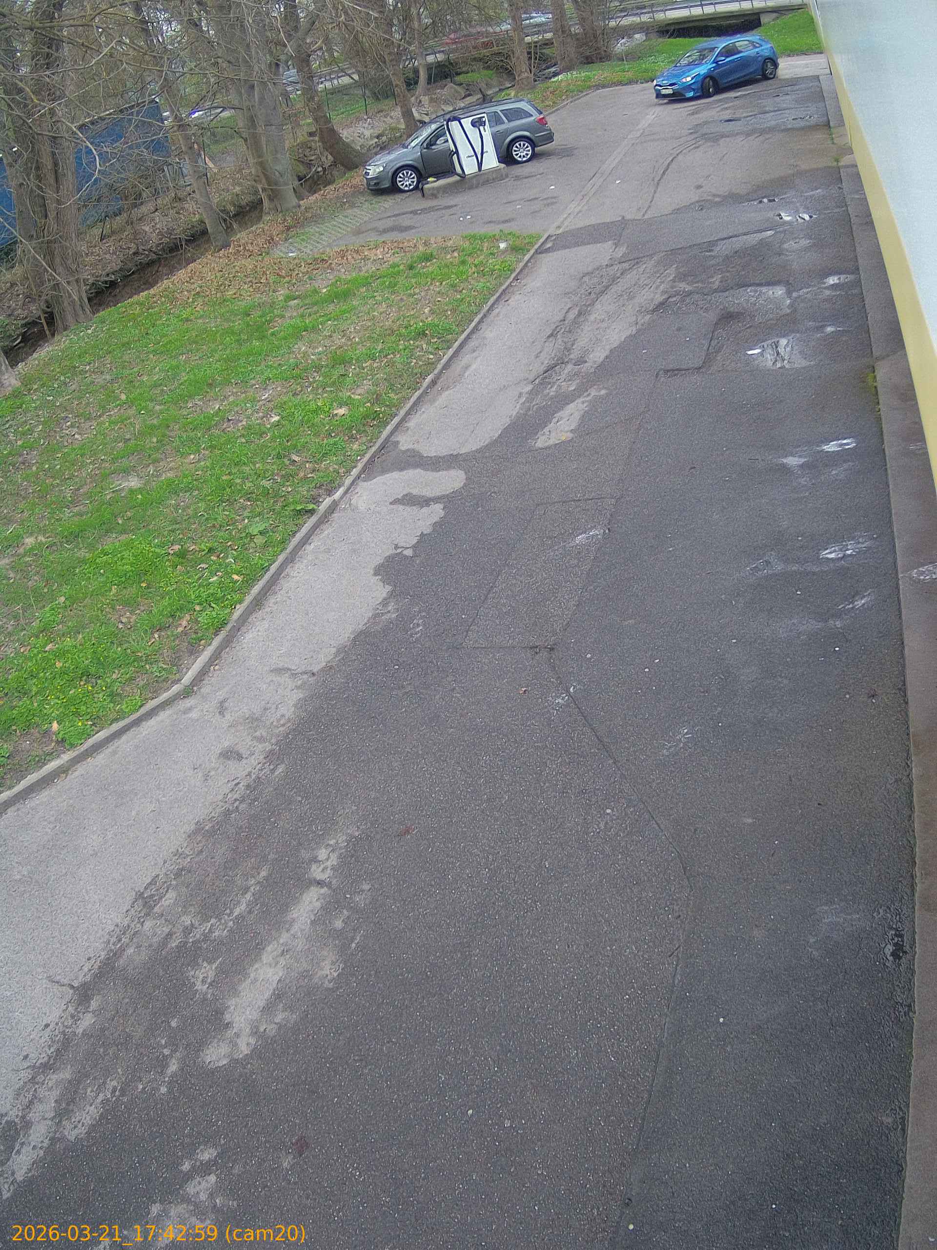 thumbnail_202603211742