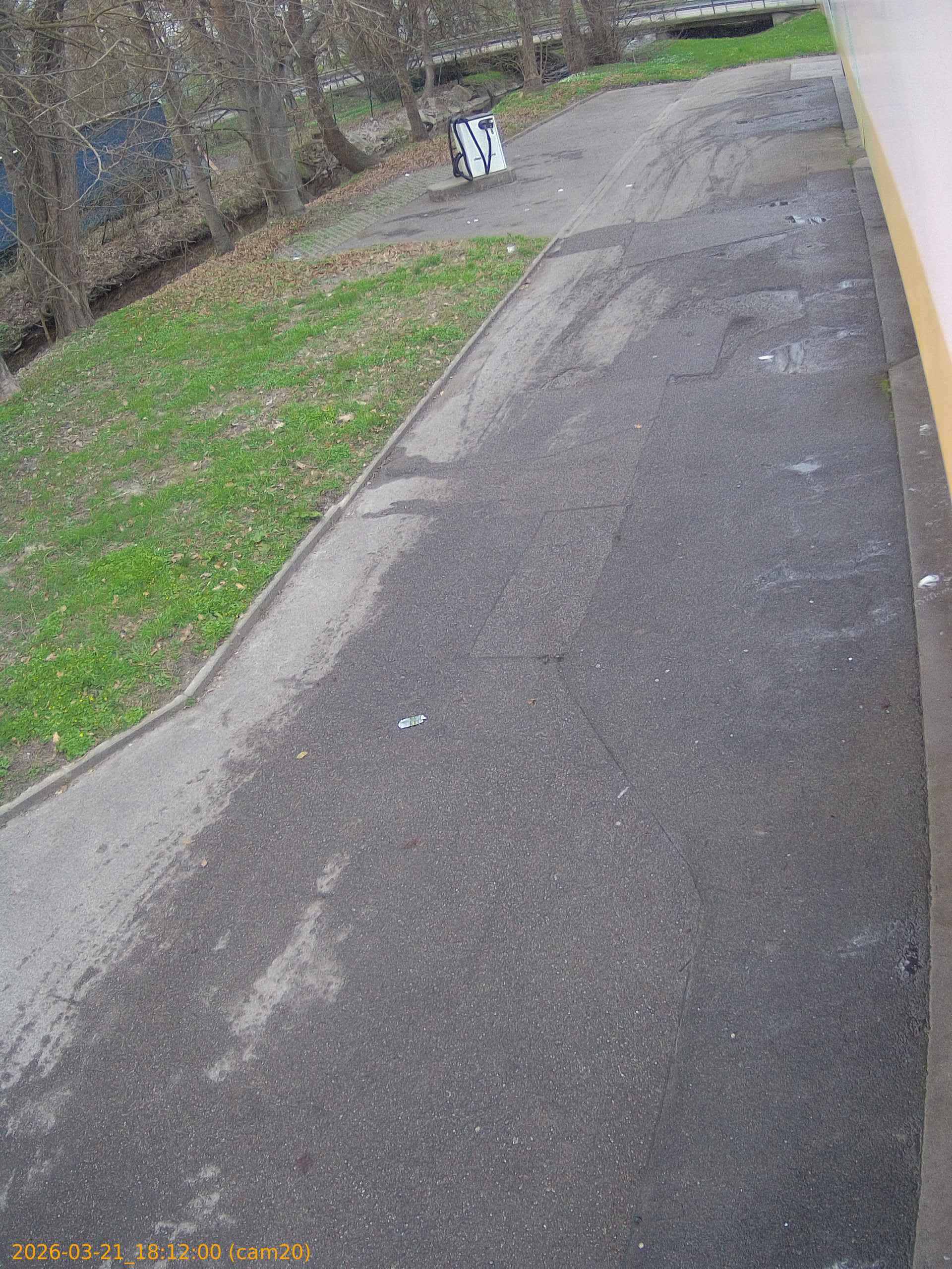 thumbnail_202603211811