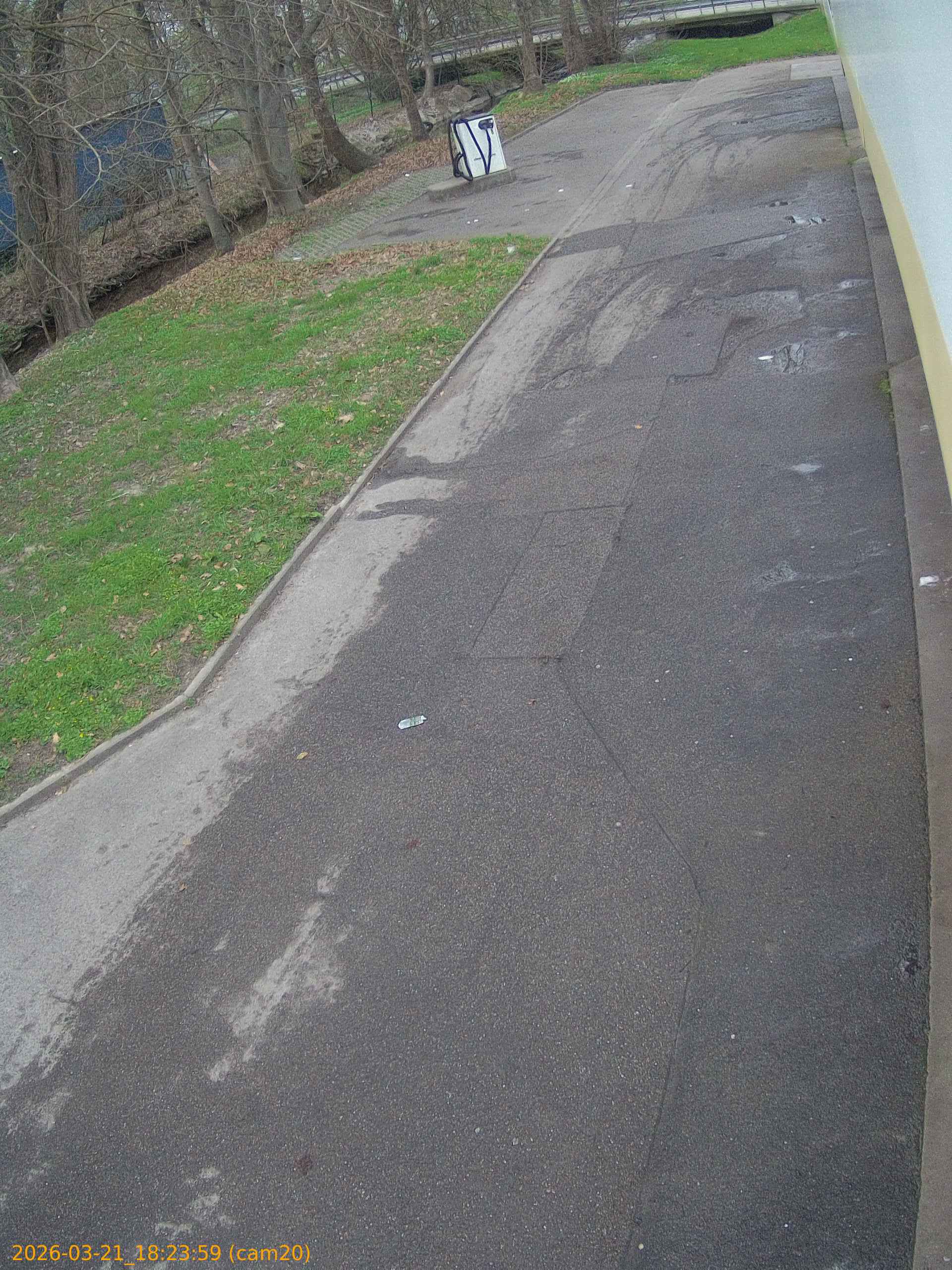 thumbnail_202603211823