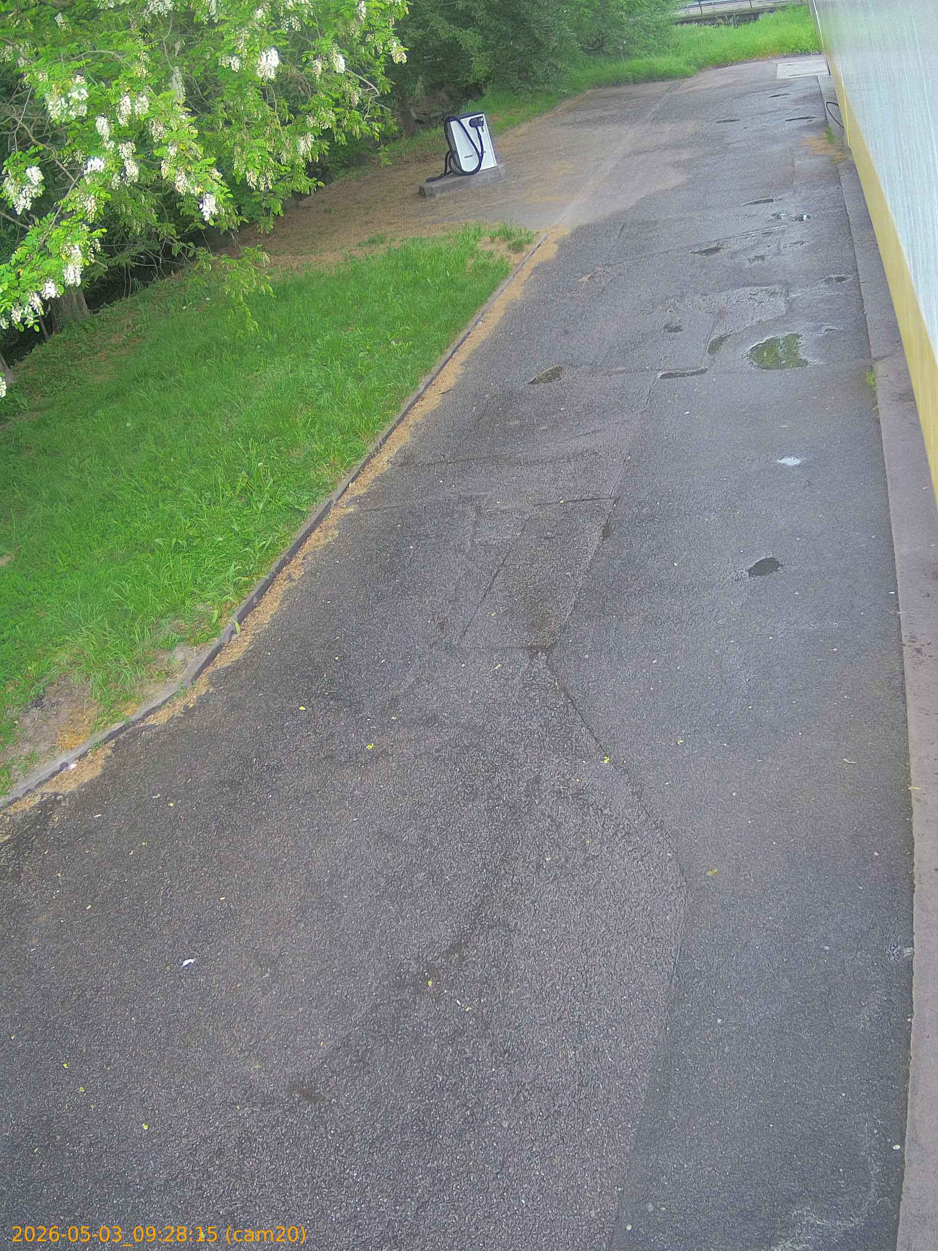 20260503092815