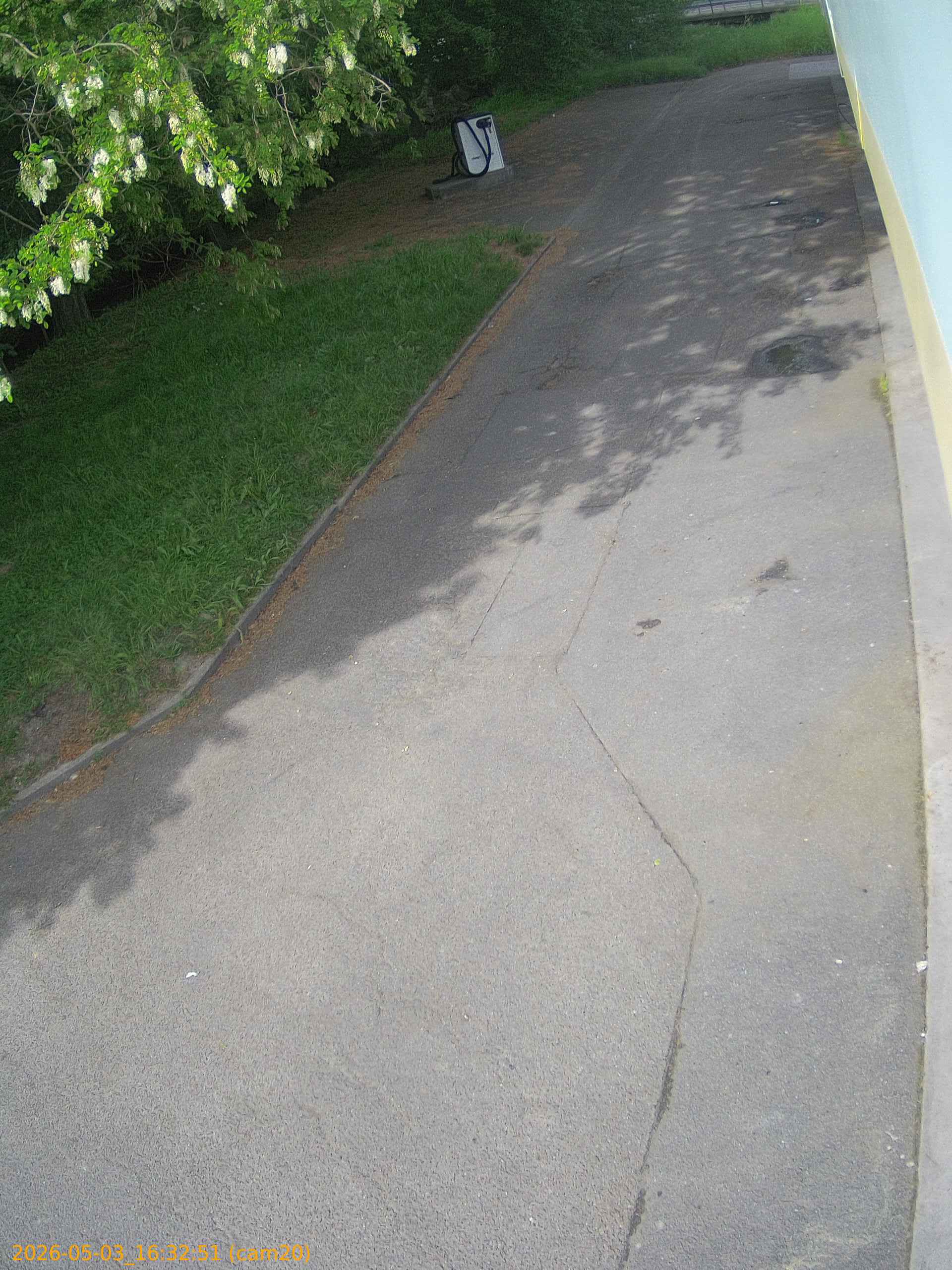 20260503163251