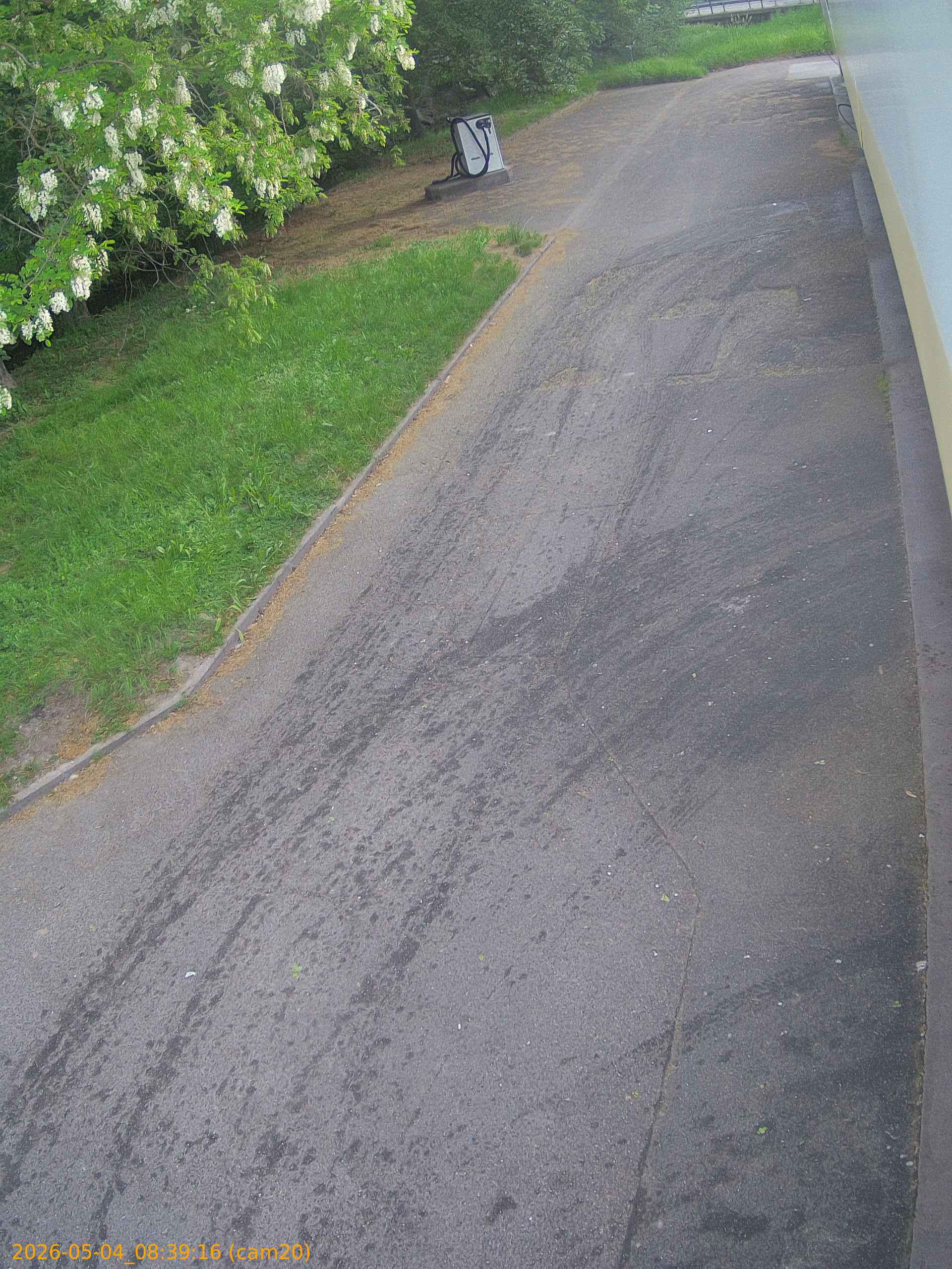 20260504083916