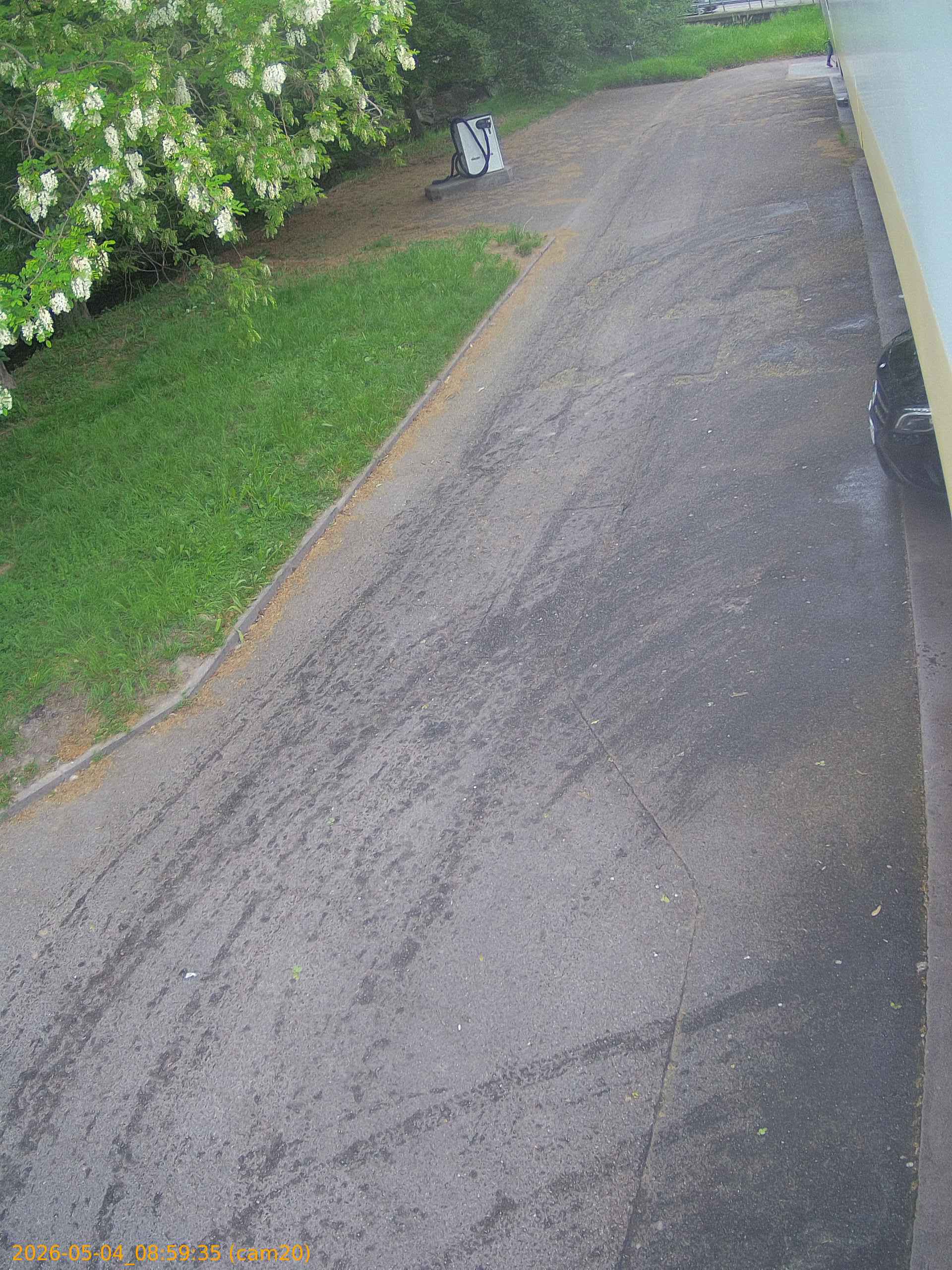20260504085935