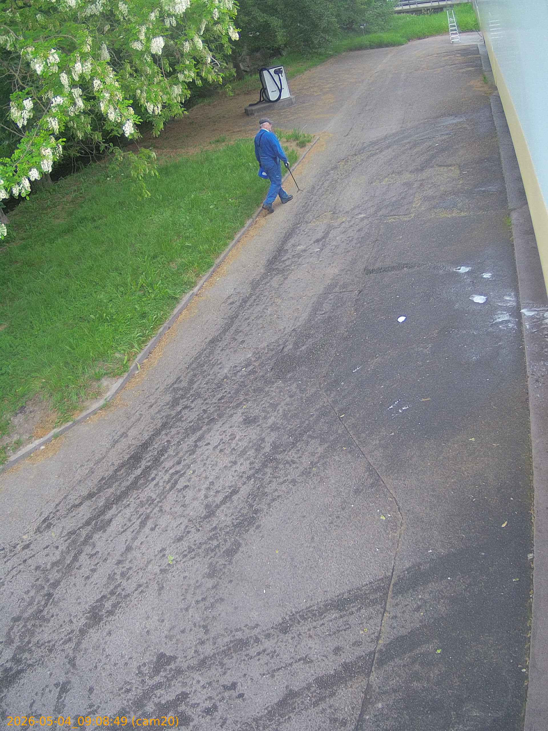 20260504090849